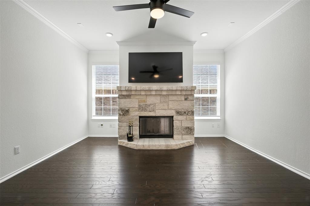 512 Lady Swiss Ln # 60, Hutto, TX 78634