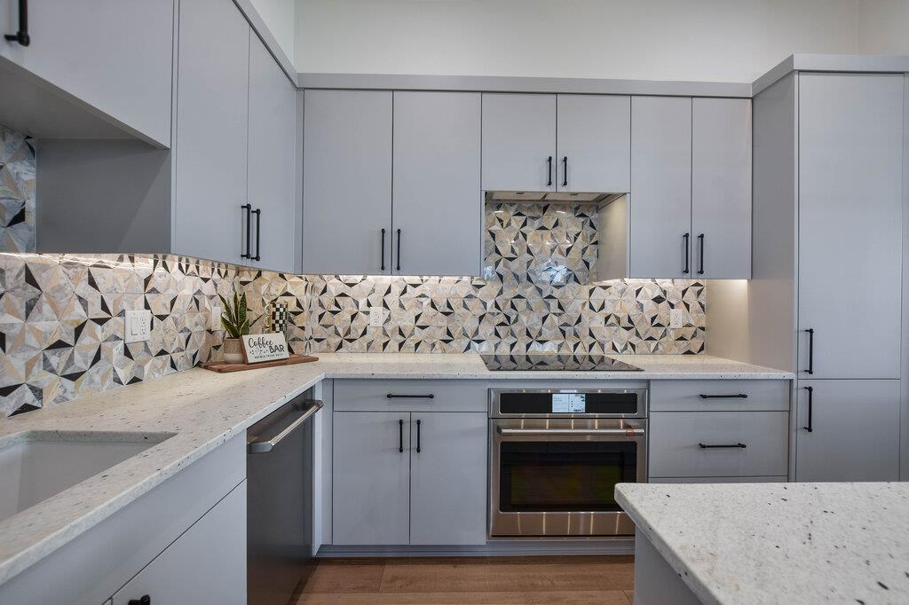 1301 O REILLY Dr, Austin, TX 78734