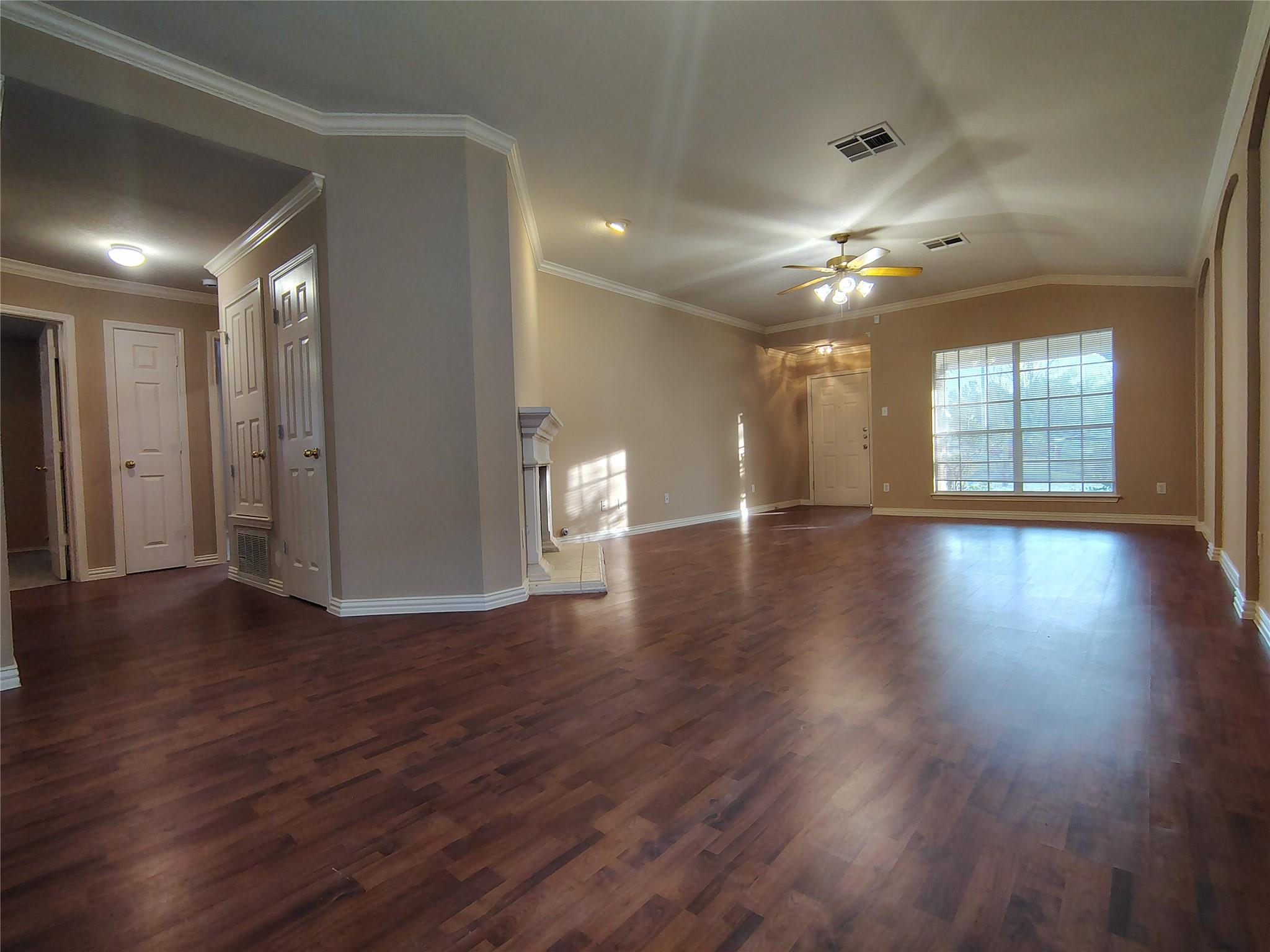 2504 Hutton Ln, Leander, TX 78641