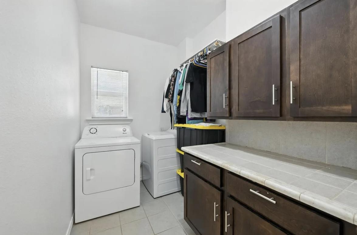 619 Comal Ave, Fort Worth, TX 76108