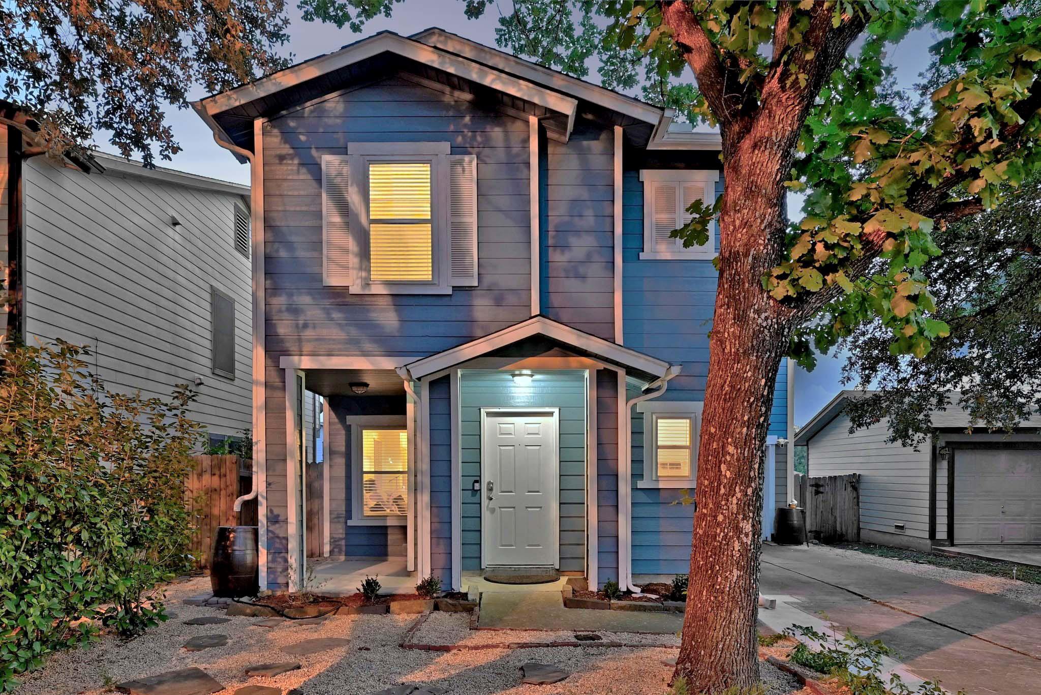 13317 Alysheba Dr, Del Valle, TX 78617