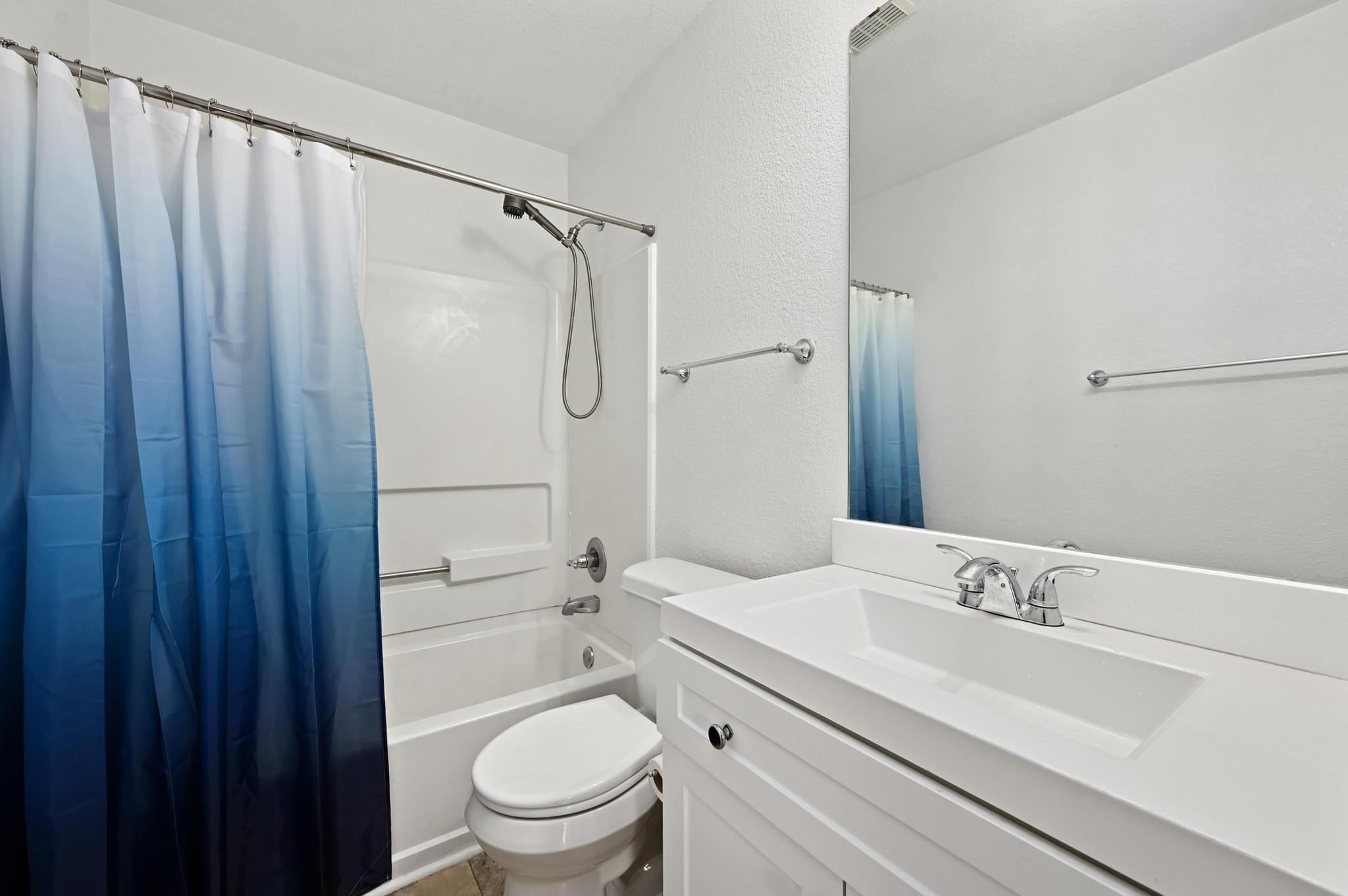 13317 Alysheba Dr, Del Valle, TX 78617