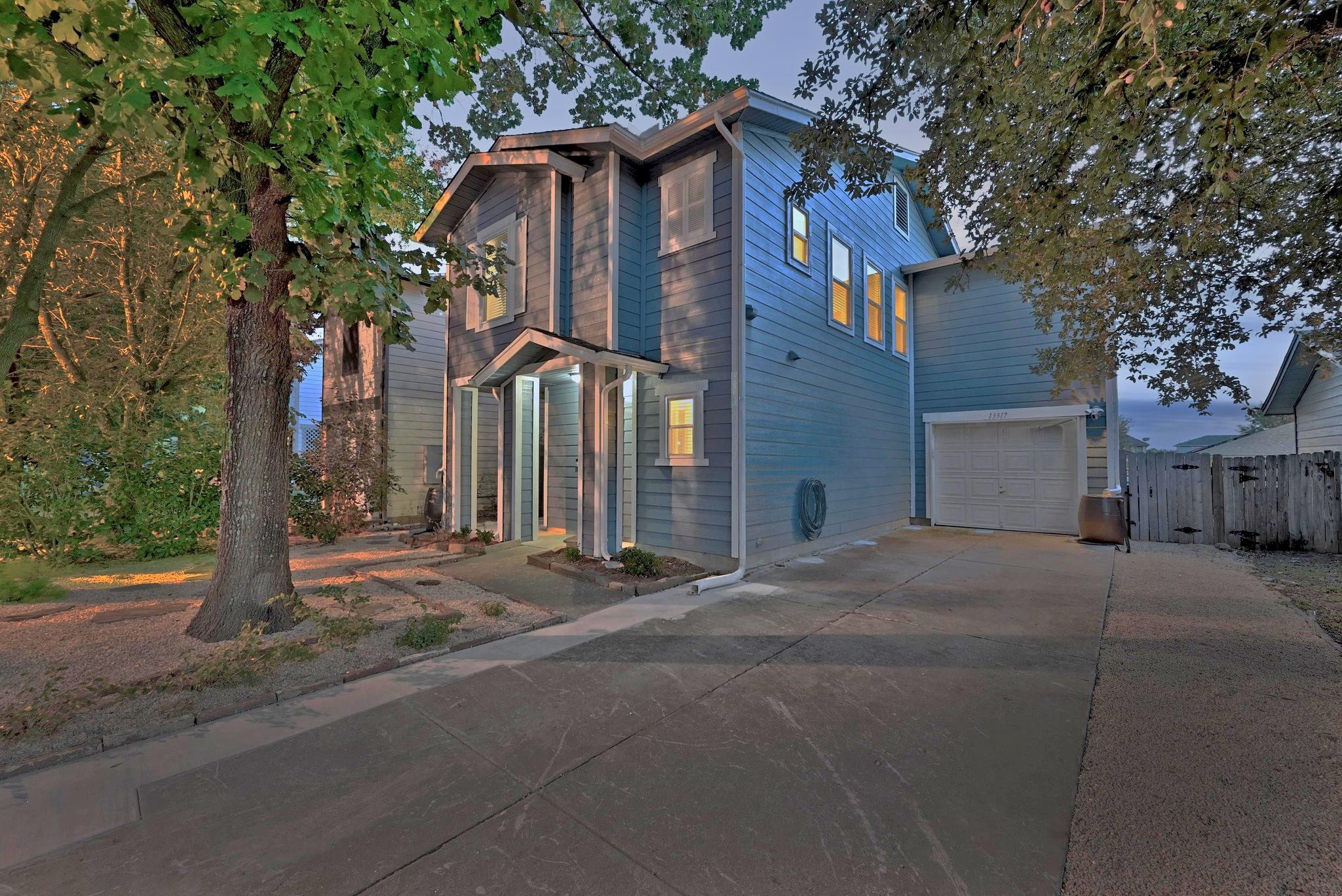 13317 Alysheba Dr, Del Valle, TX 78617