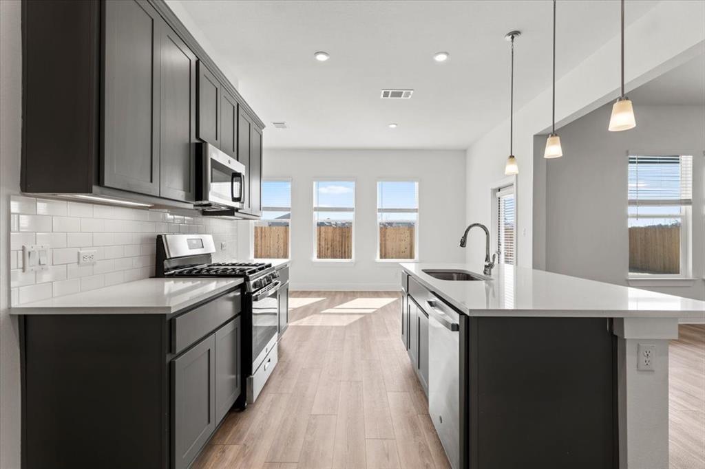 144 Donn Brooks Dr, Kyle, TX 78640