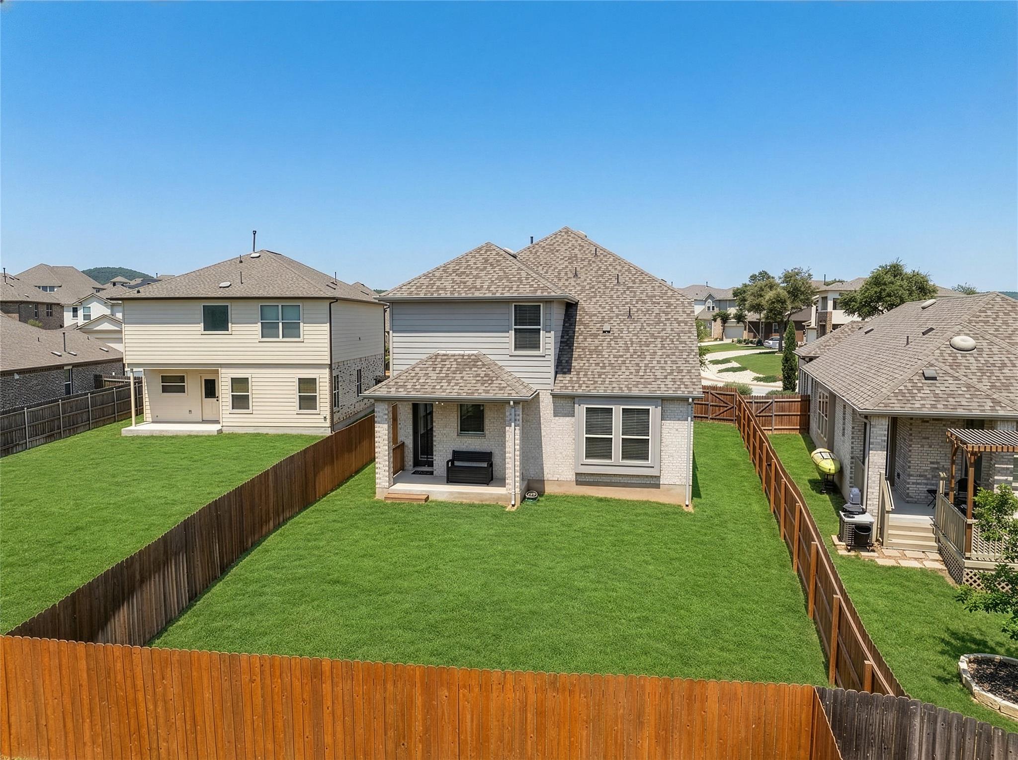 8000 Prairie Rye Dr, Lago Vista, TX 78645