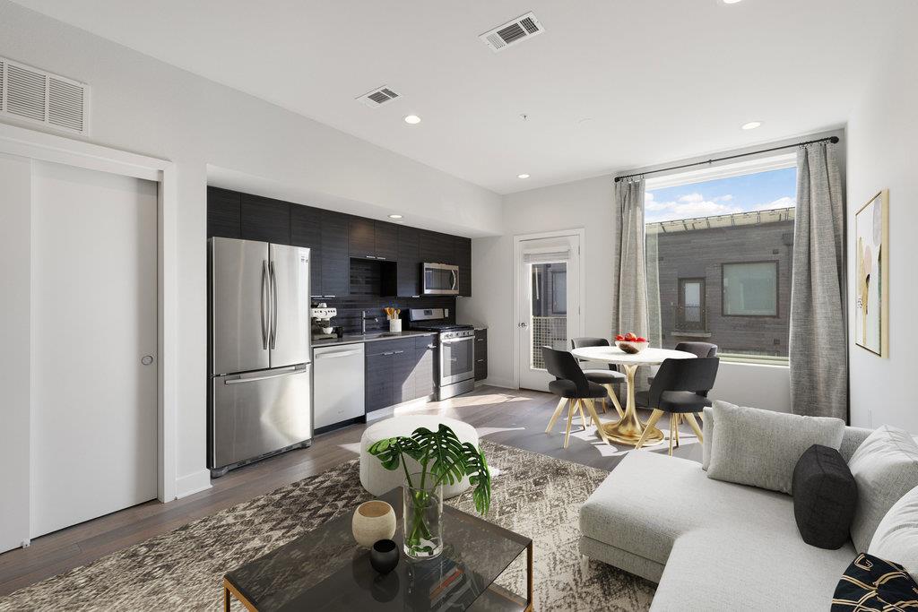 1800 E 4th St # 327, Austin, TX 78702