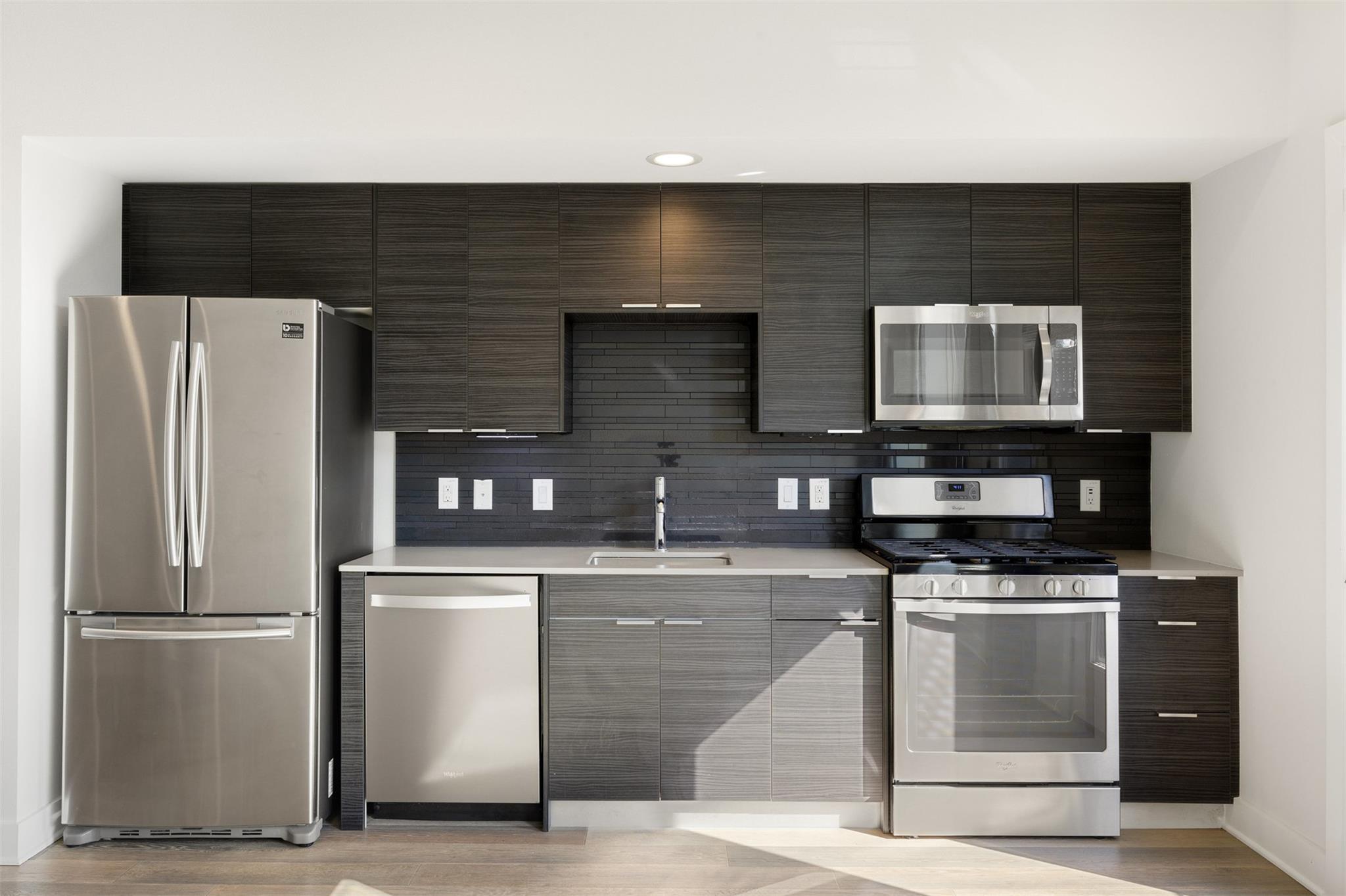 1800 E 4th St # 327, Austin, TX 78702