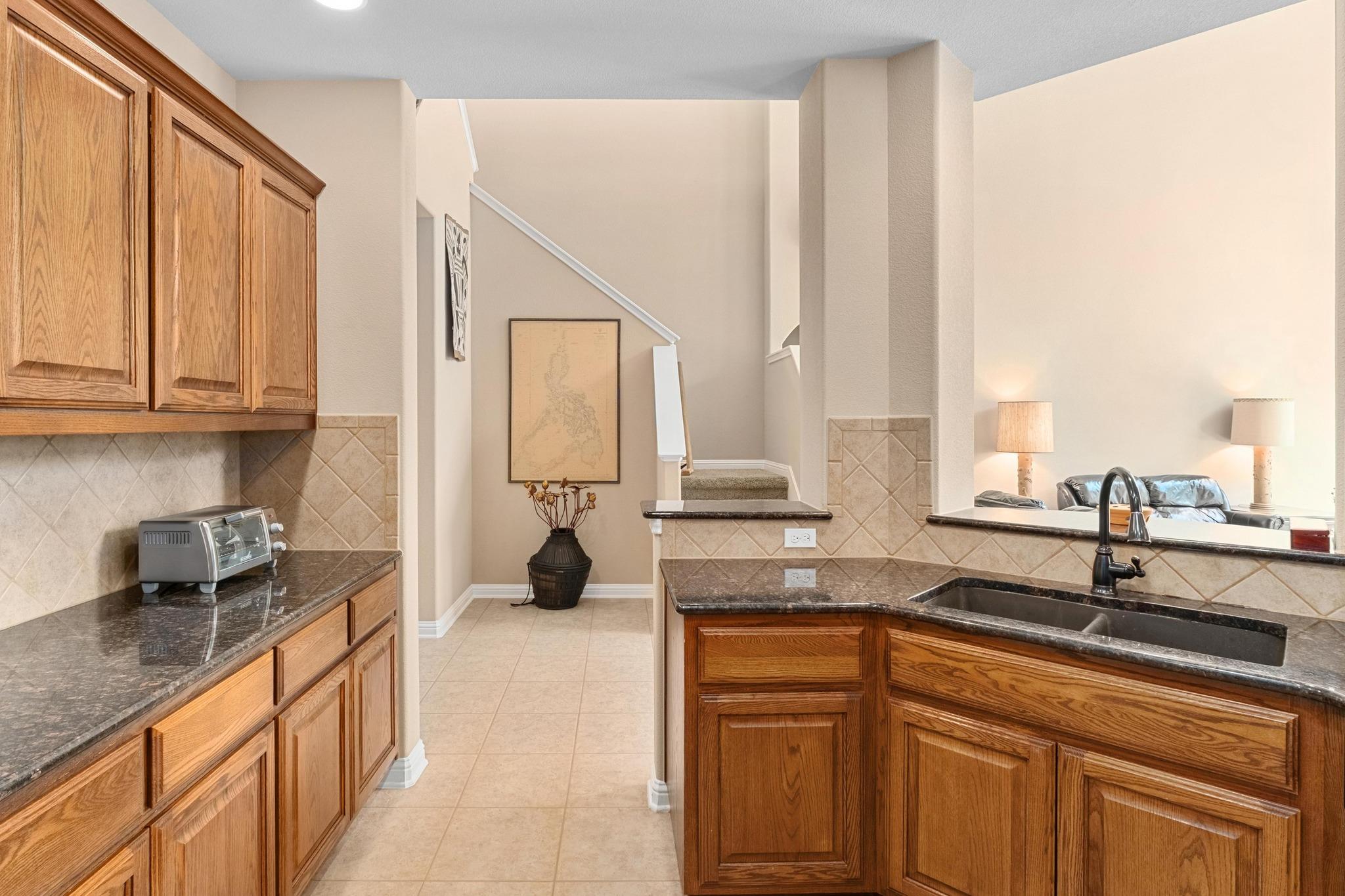 161 Serene Hollow Ln, Buda, TX 78610