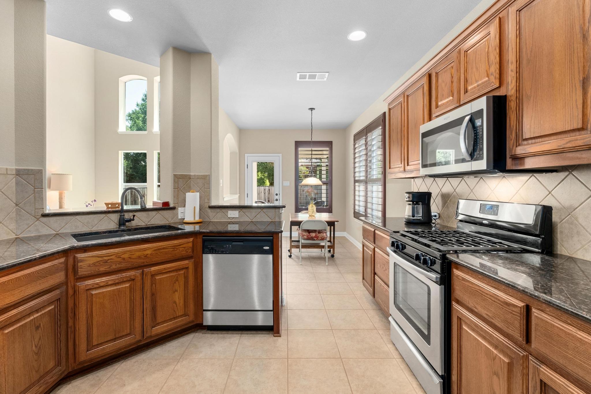 161 Serene Hollow Ln, Buda, TX 78610