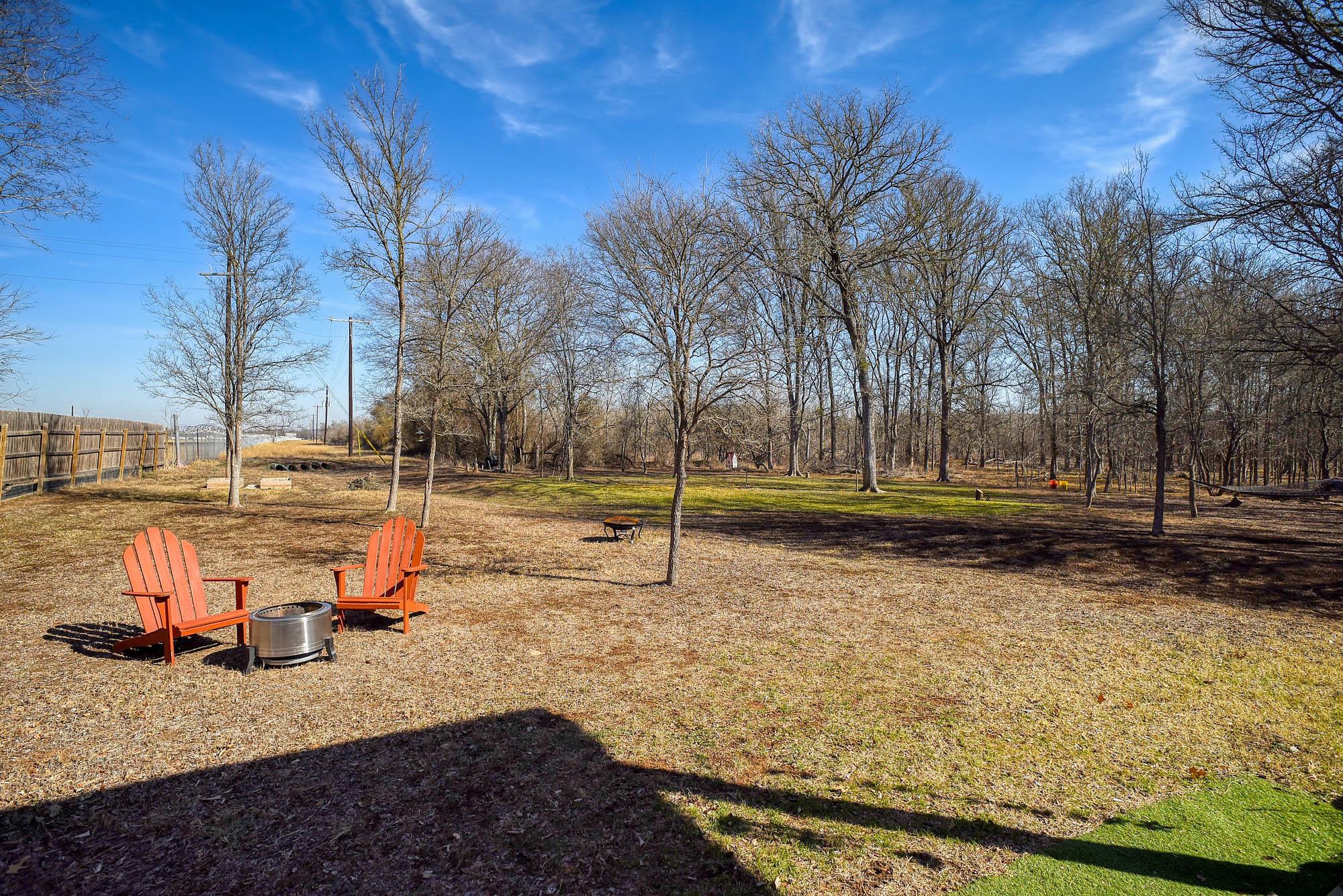 338 W Keanahalululu Ln, Bastrop, TX 78602