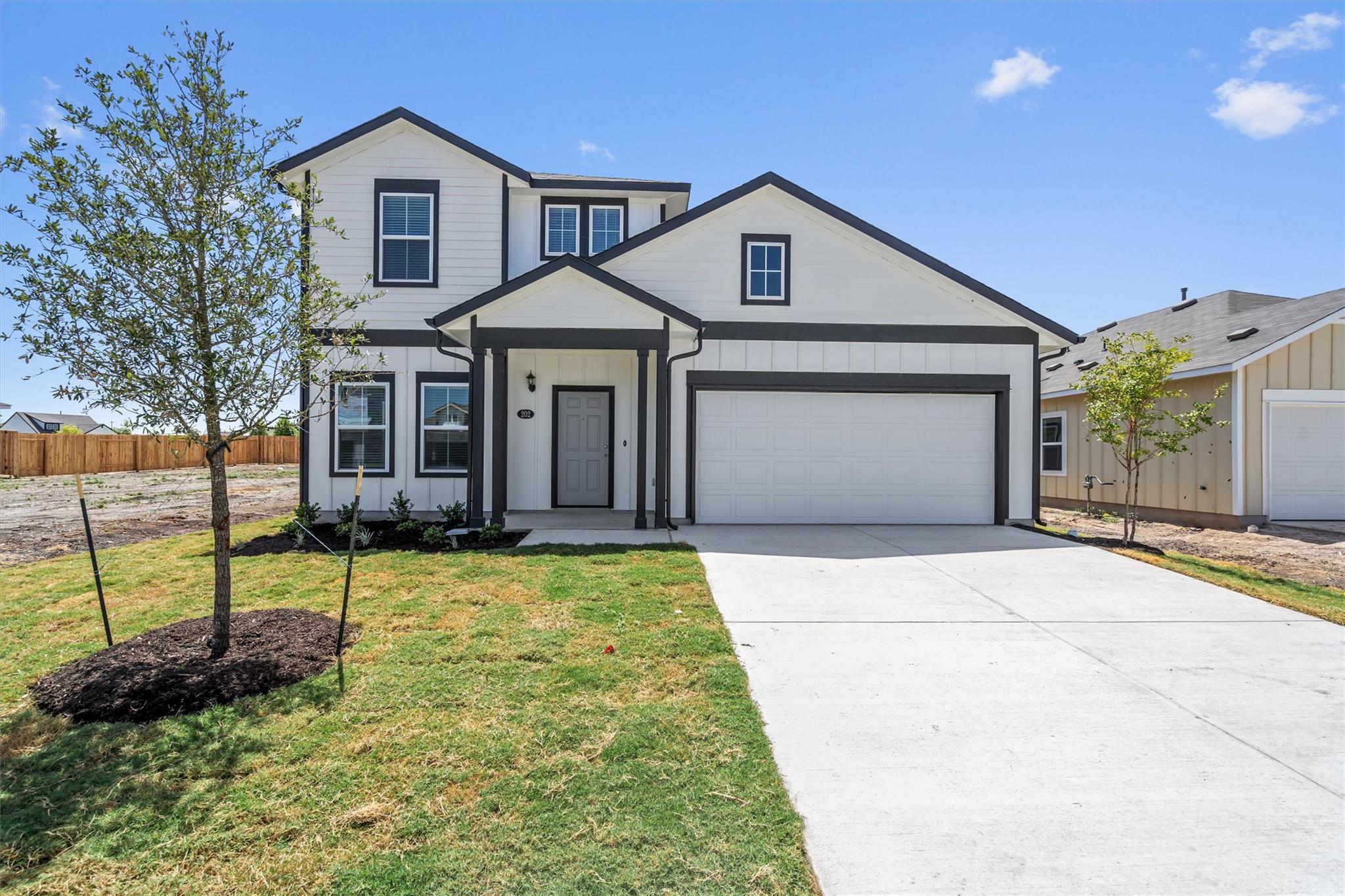 202 Chesterfield Dr, Kyle, TX 78640