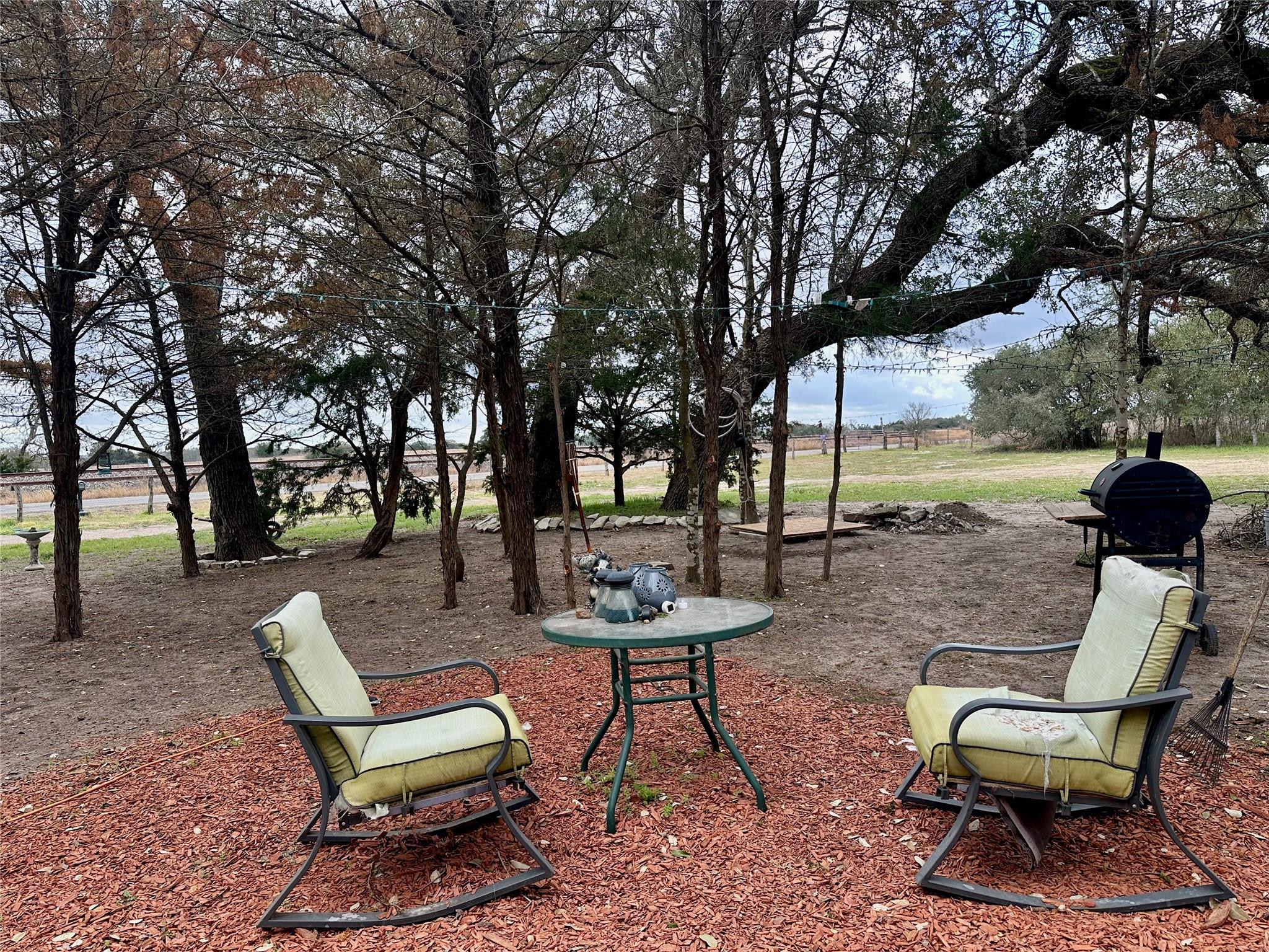 750 FM 154 S, Muldoon, TX 78949