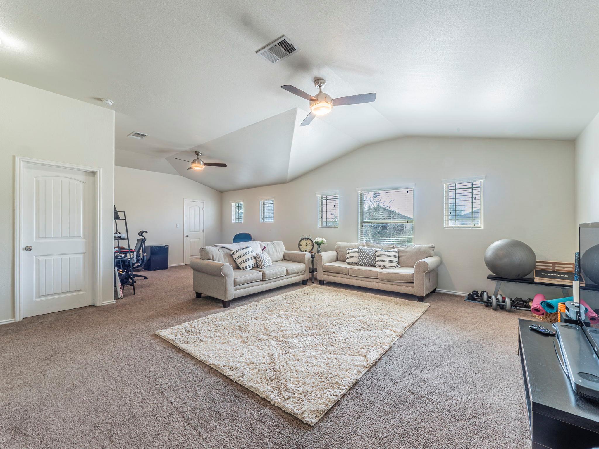 1366 Heep Run, Buda, TX 78610