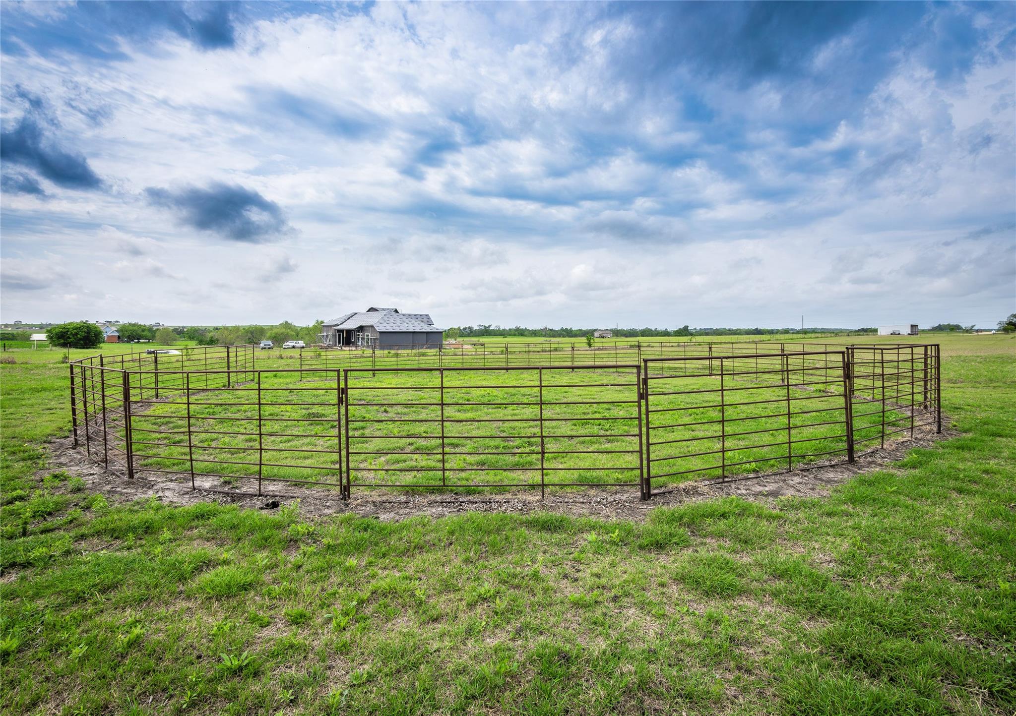 851 & 877 County Road 455, Coupland, TX 78615