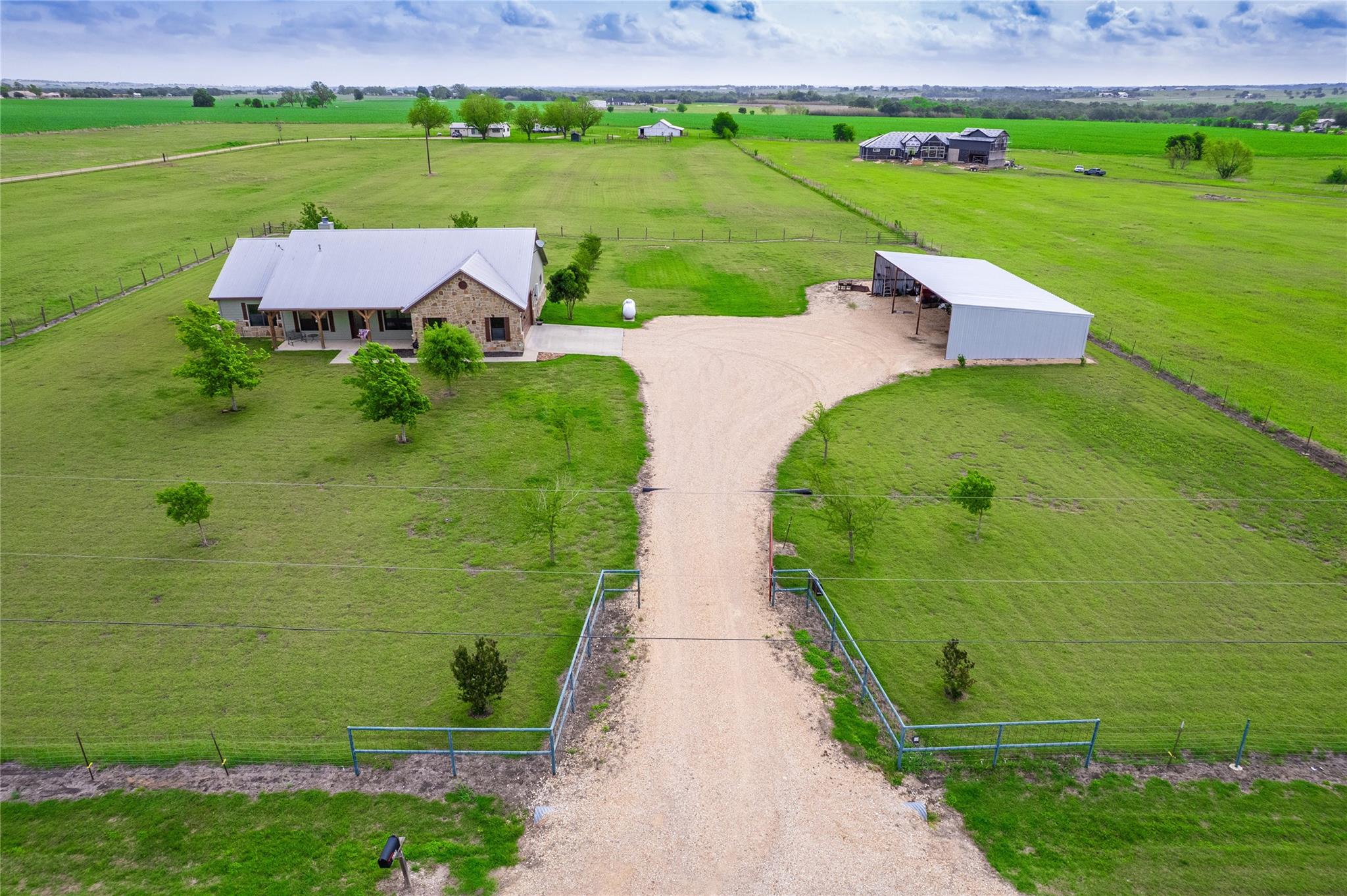 851 & 877 County Road 455, Coupland, TX 78615