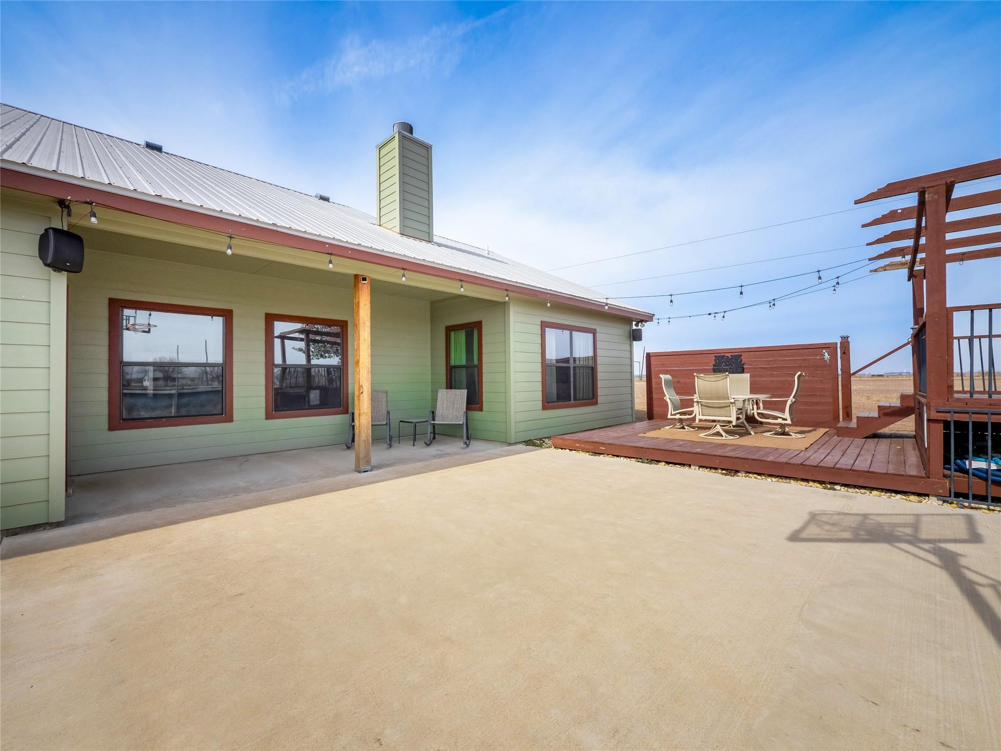 851 & 877 County Road 455, Coupland, TX 78615