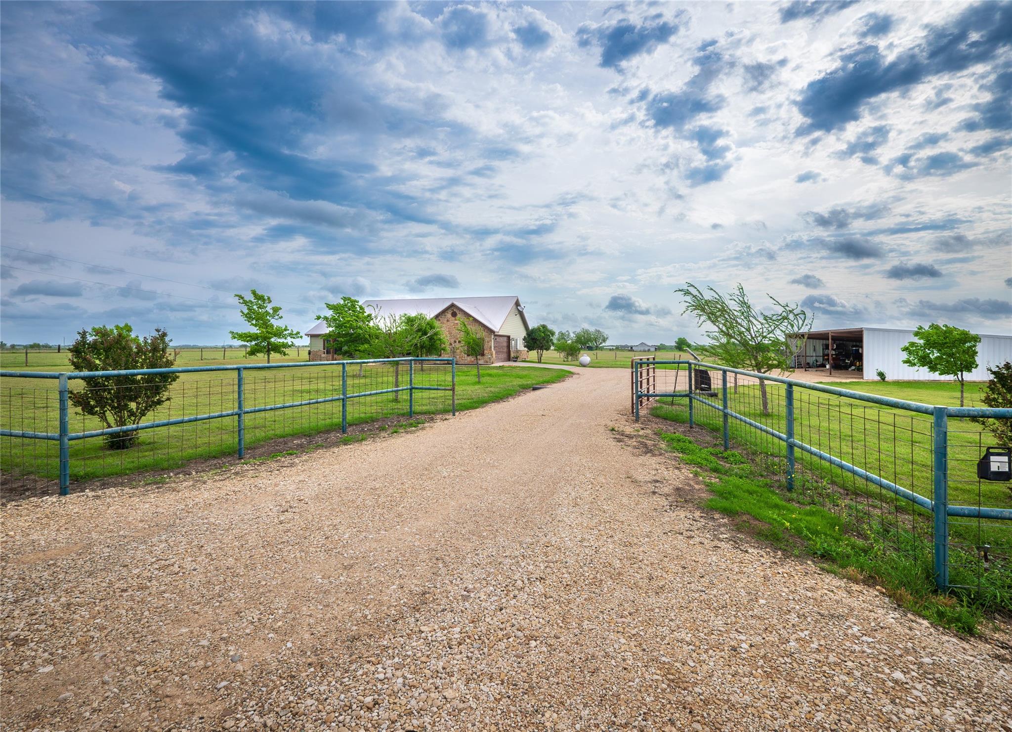 851 & 877 County Road 455, Coupland, TX 78615