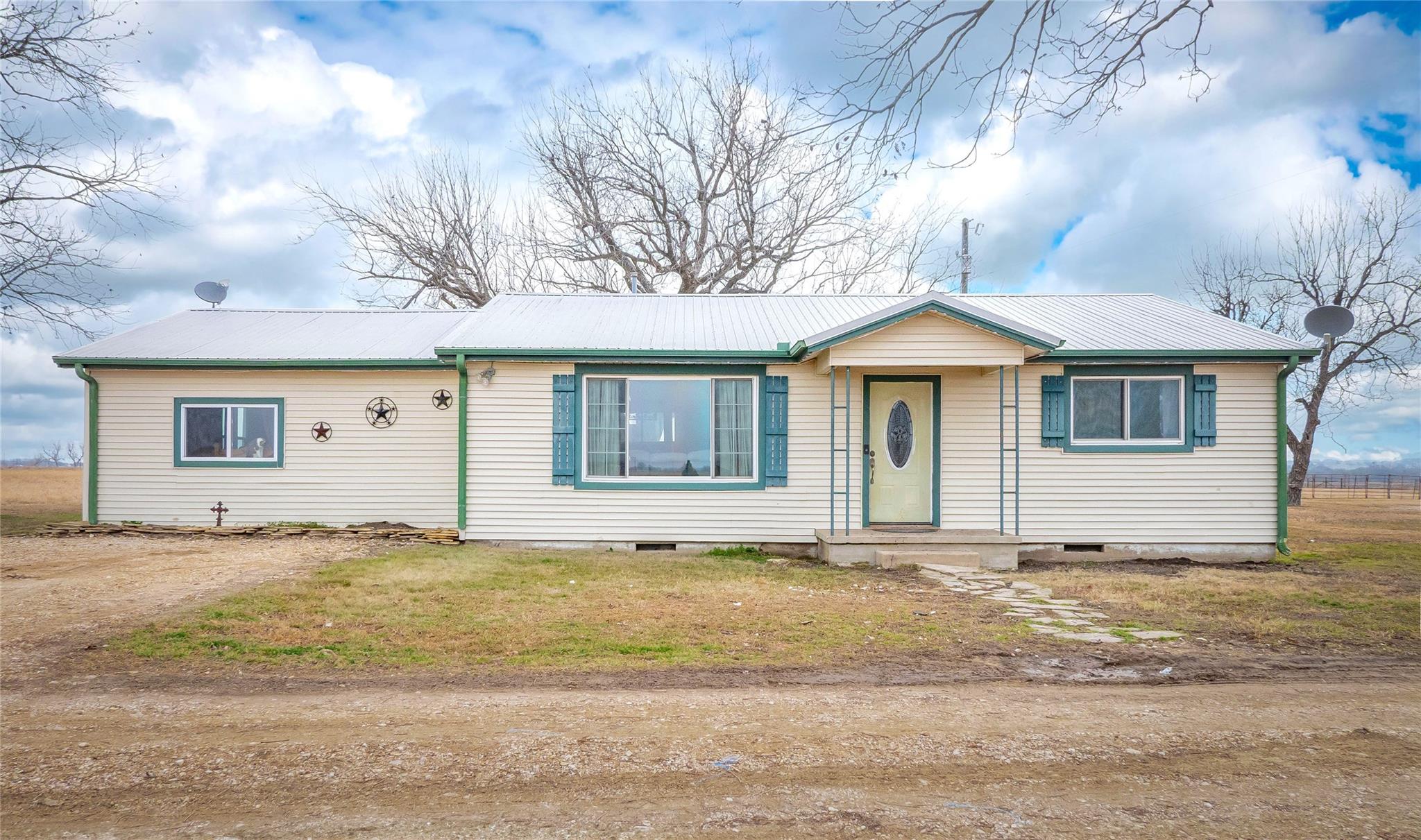 851 & 877 County Road 455, Coupland, TX 78615