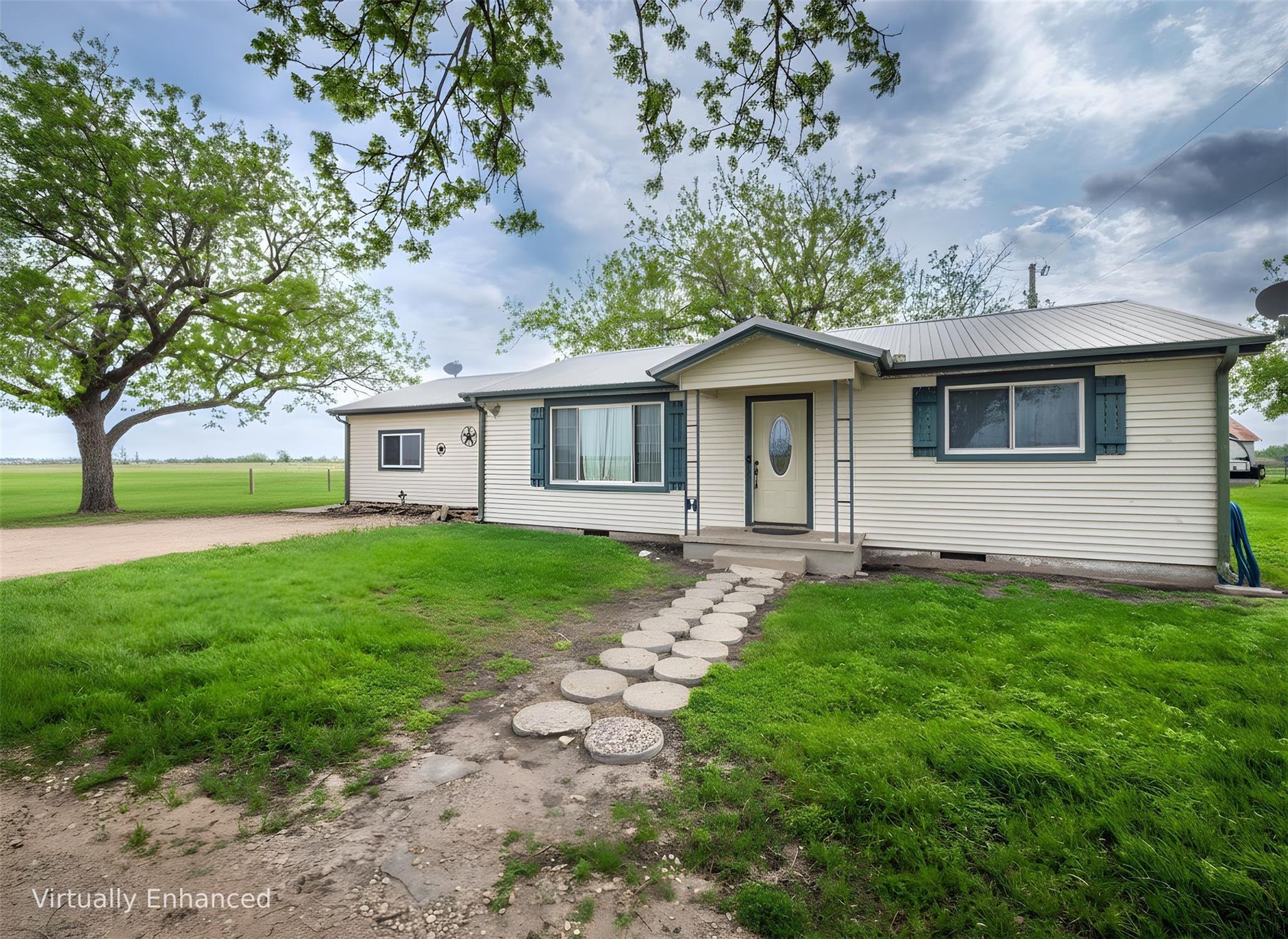 851 & 877 County Road 455, Coupland, TX 78615