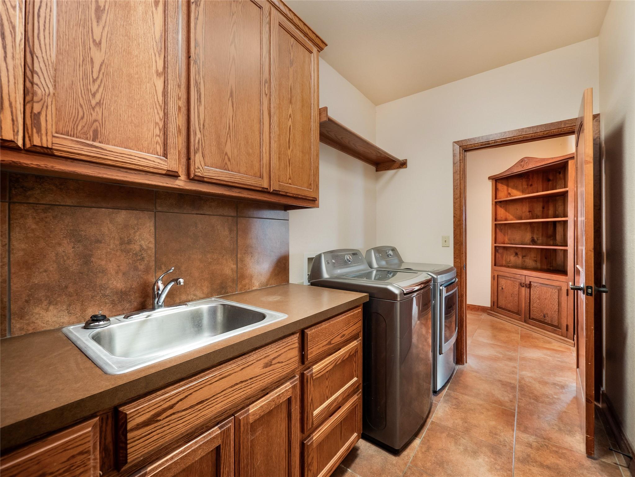 851 & 877 County Road 455, Coupland, TX 78615