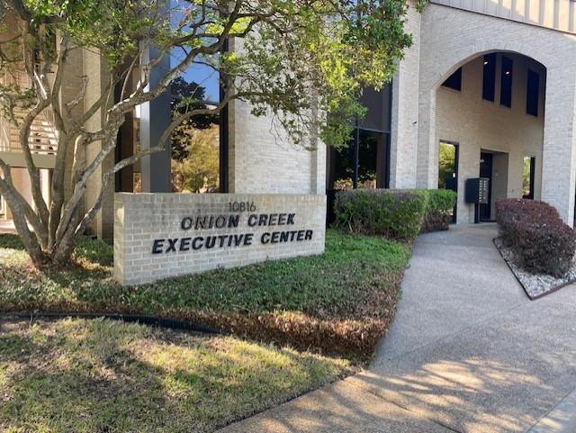 10816 Crown Colony Dr, Austin, TX 78747