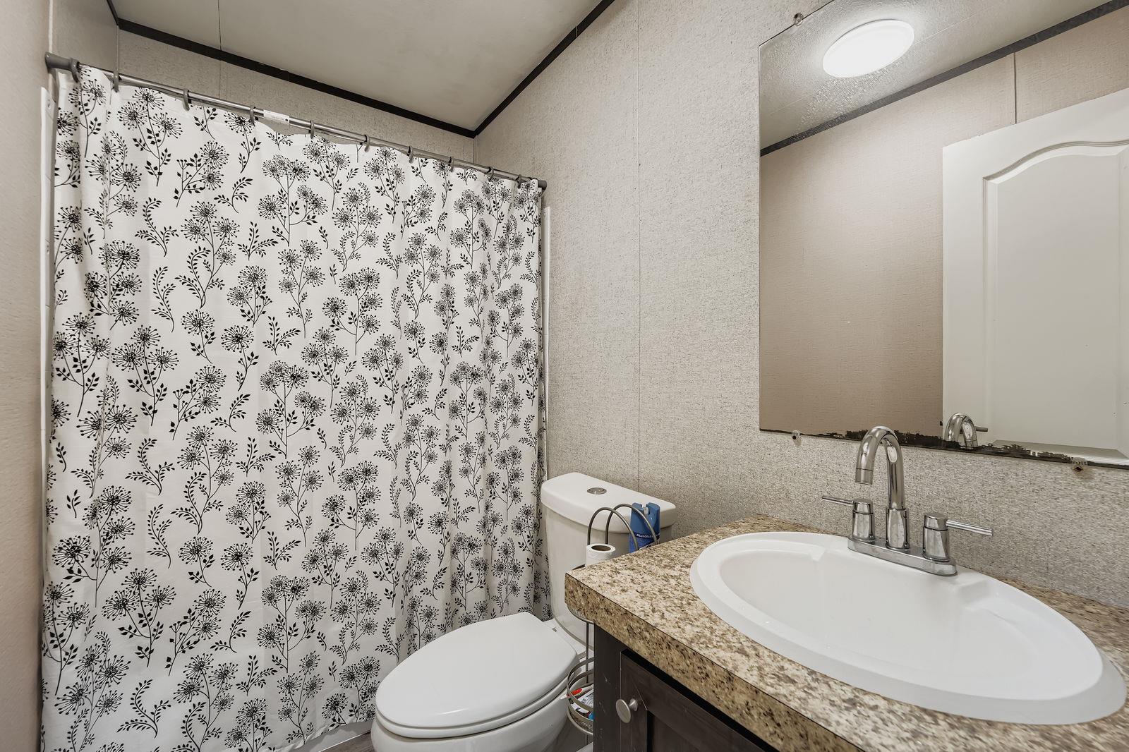 435 Still Meadow Dr, Dale, TX 78616