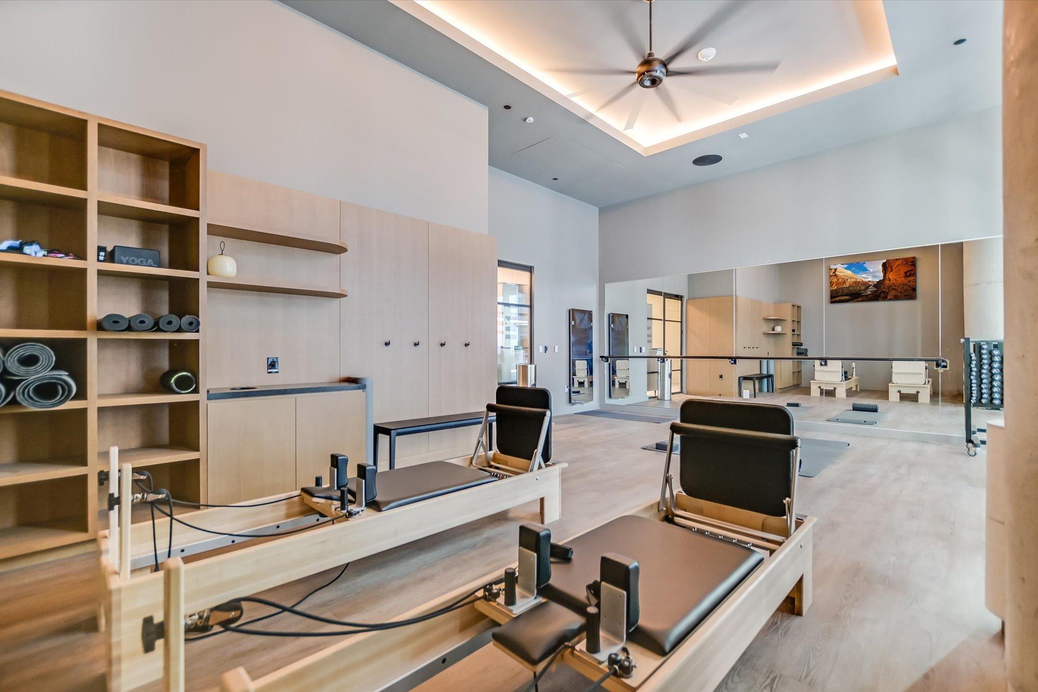 610 Davis St # 2702, Austin, TX 78701