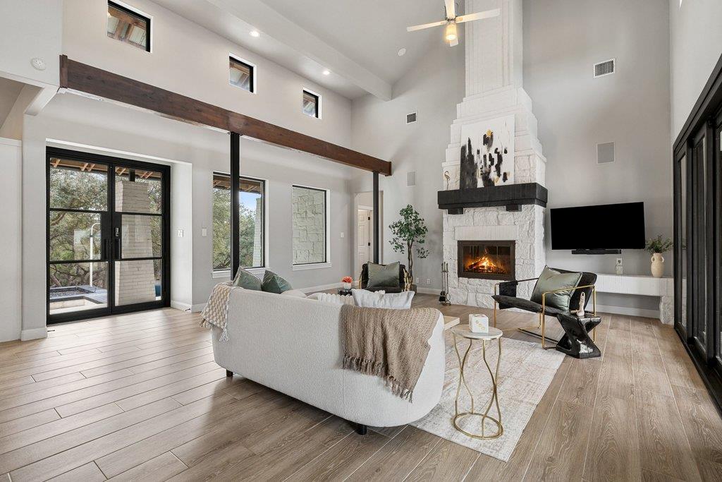 4018 Bee Creek Rd, Spicewood, TX 78669