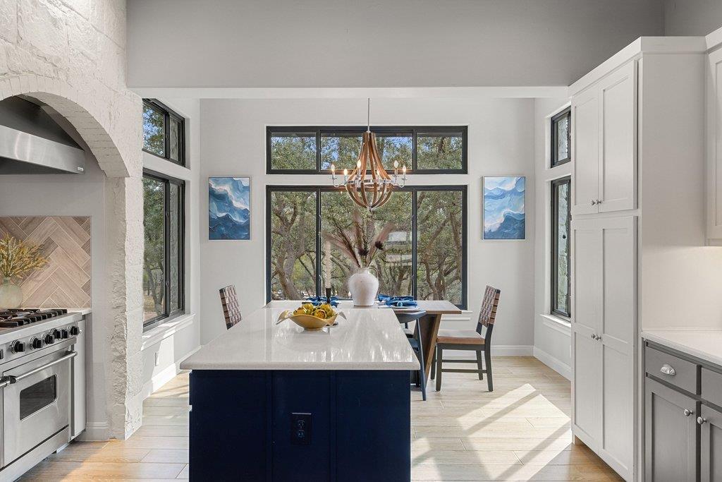 4018 Bee Creek Rd, Spicewood, TX 78669