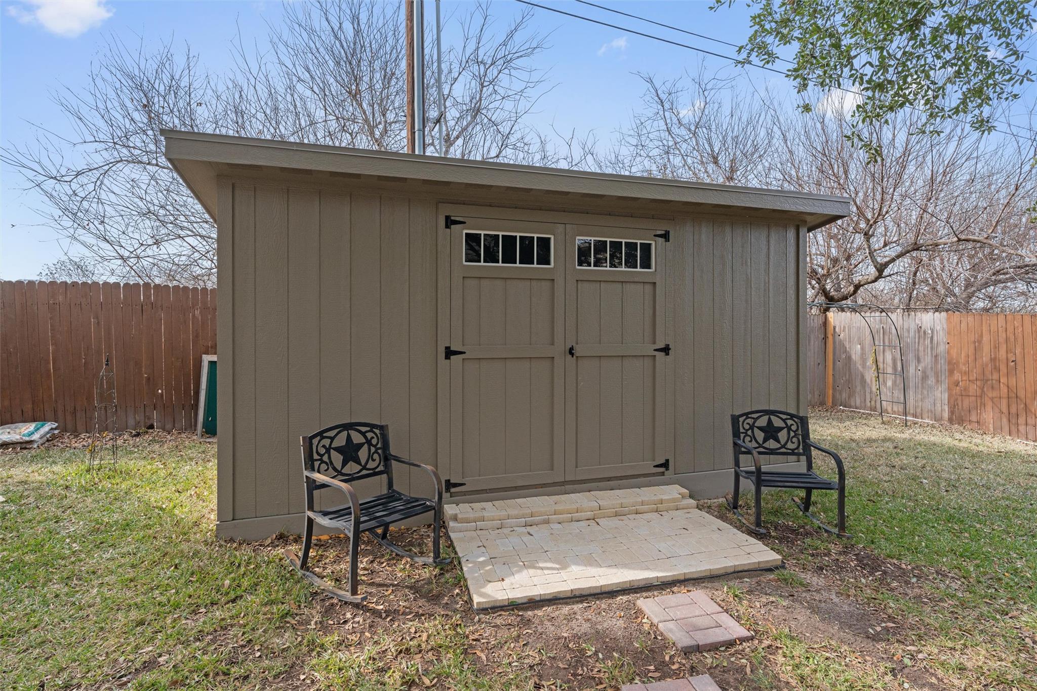 338 Altamont St, Hutto, TX 78634