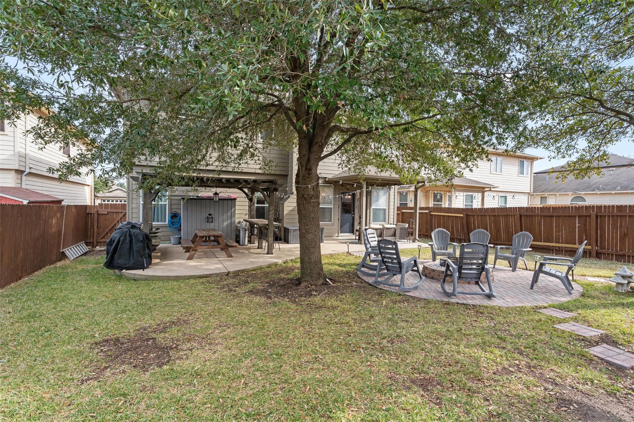 338 Altamont St, Hutto, TX 78634