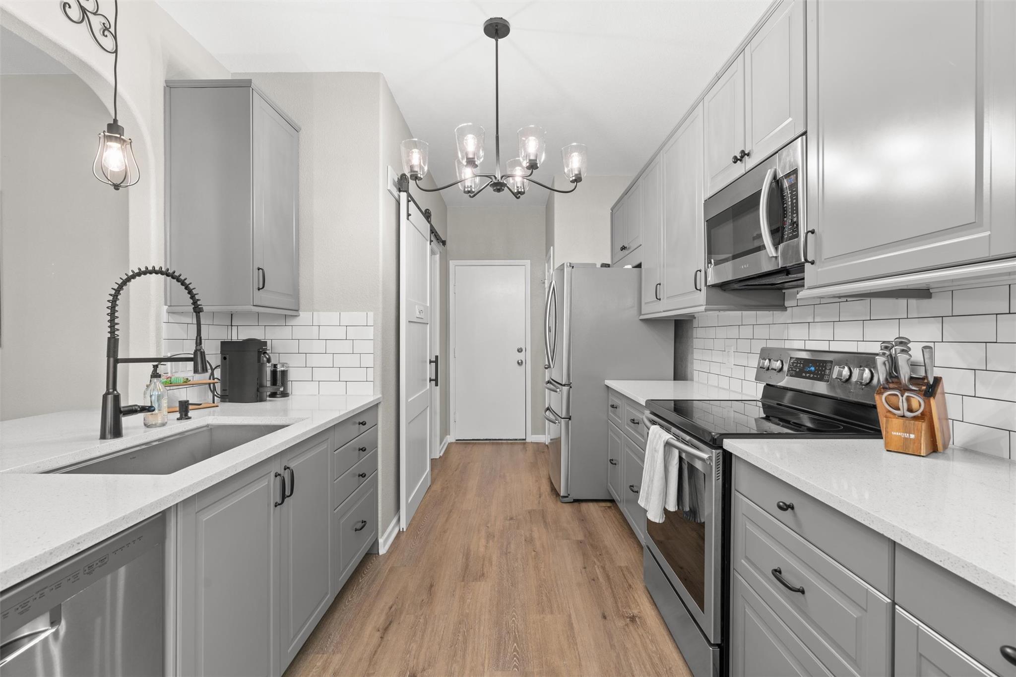 338 Altamont St, Hutto, TX 78634