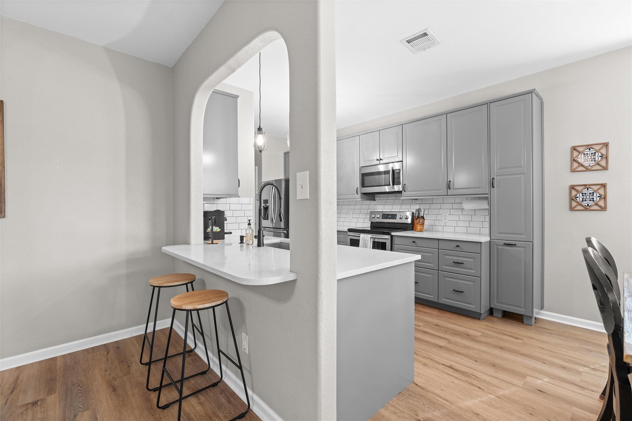 338 Altamont St, Hutto, TX 78634