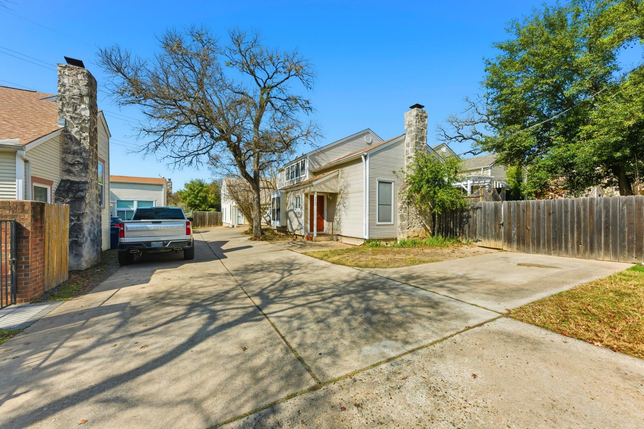 2614 Jefferson St # B, Austin, TX 78703