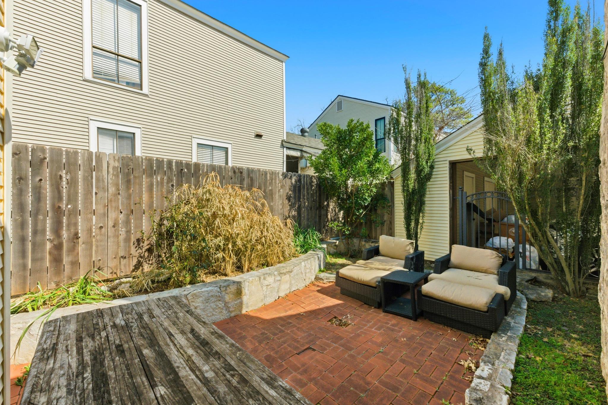 2614 Jefferson St # B, Austin, TX 78703