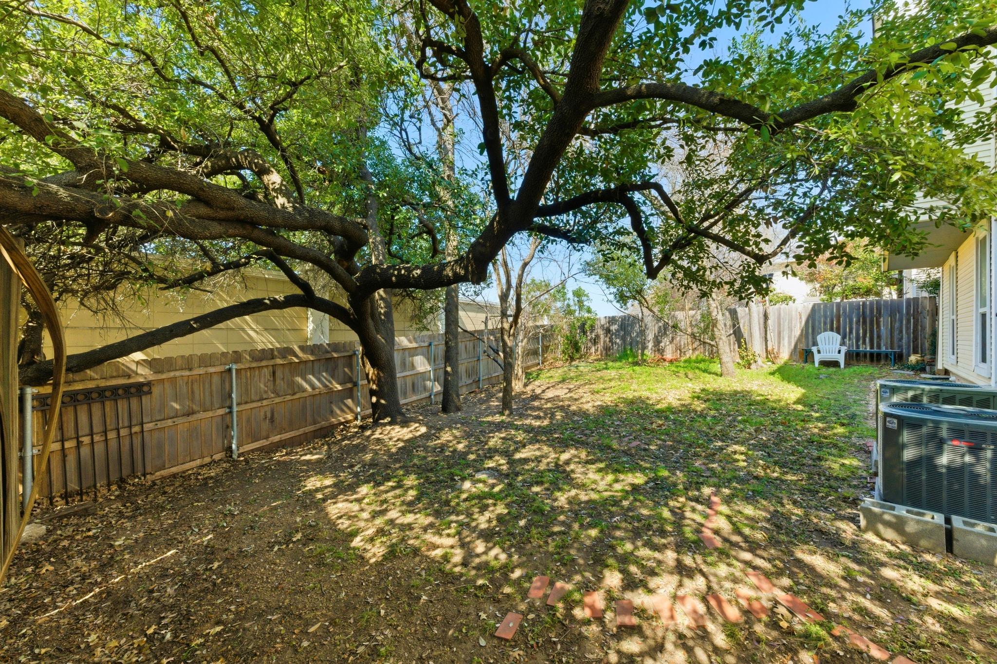 2614 Jefferson St # B, Austin, TX 78703