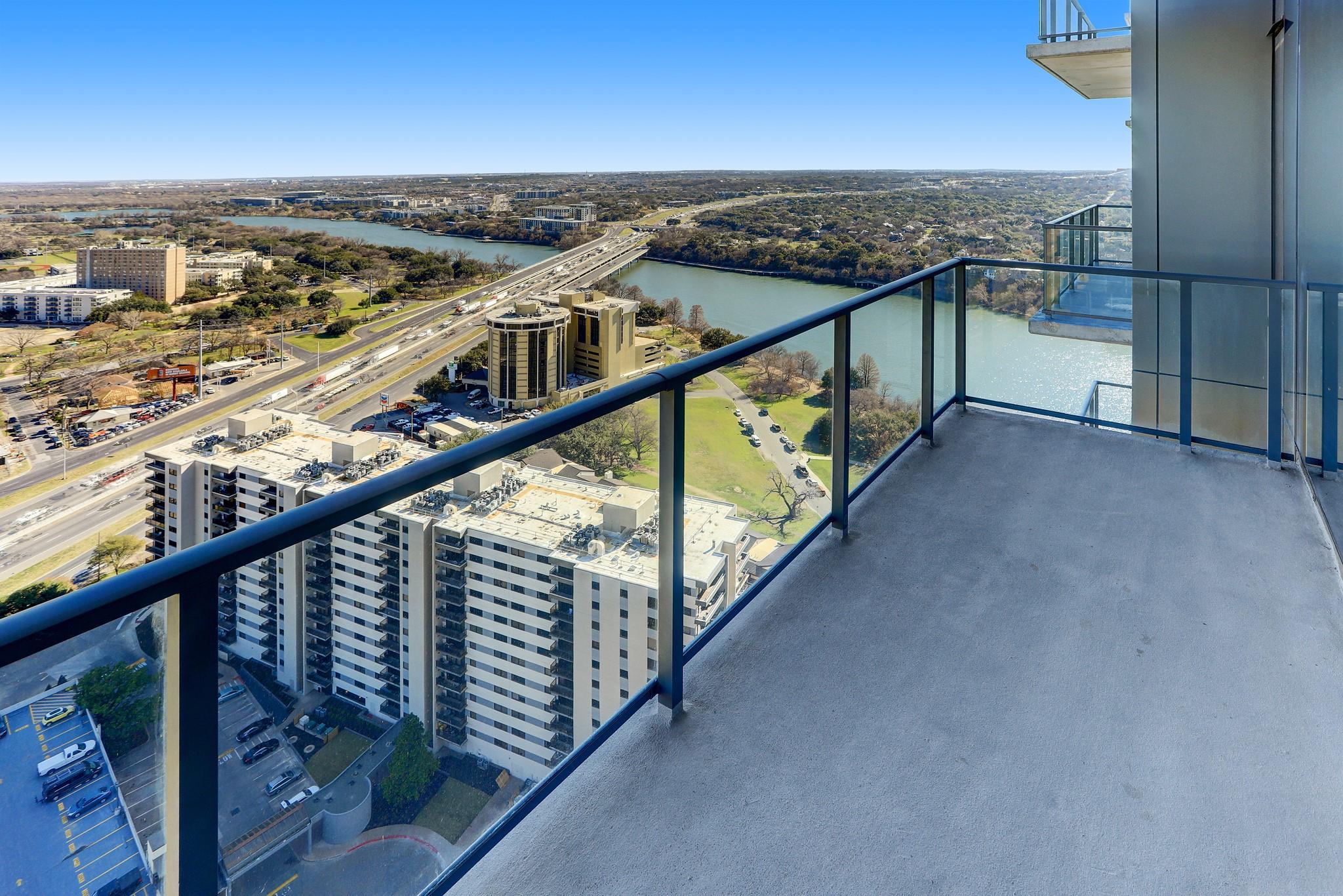 44 East Ave # 2908, Austin, TX 78701