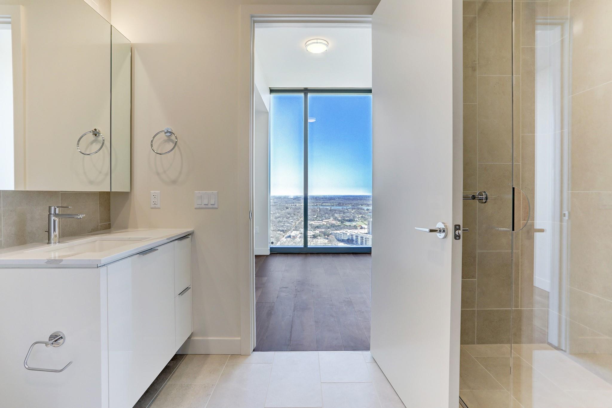 44 East Ave # 2908, Austin, TX 78701