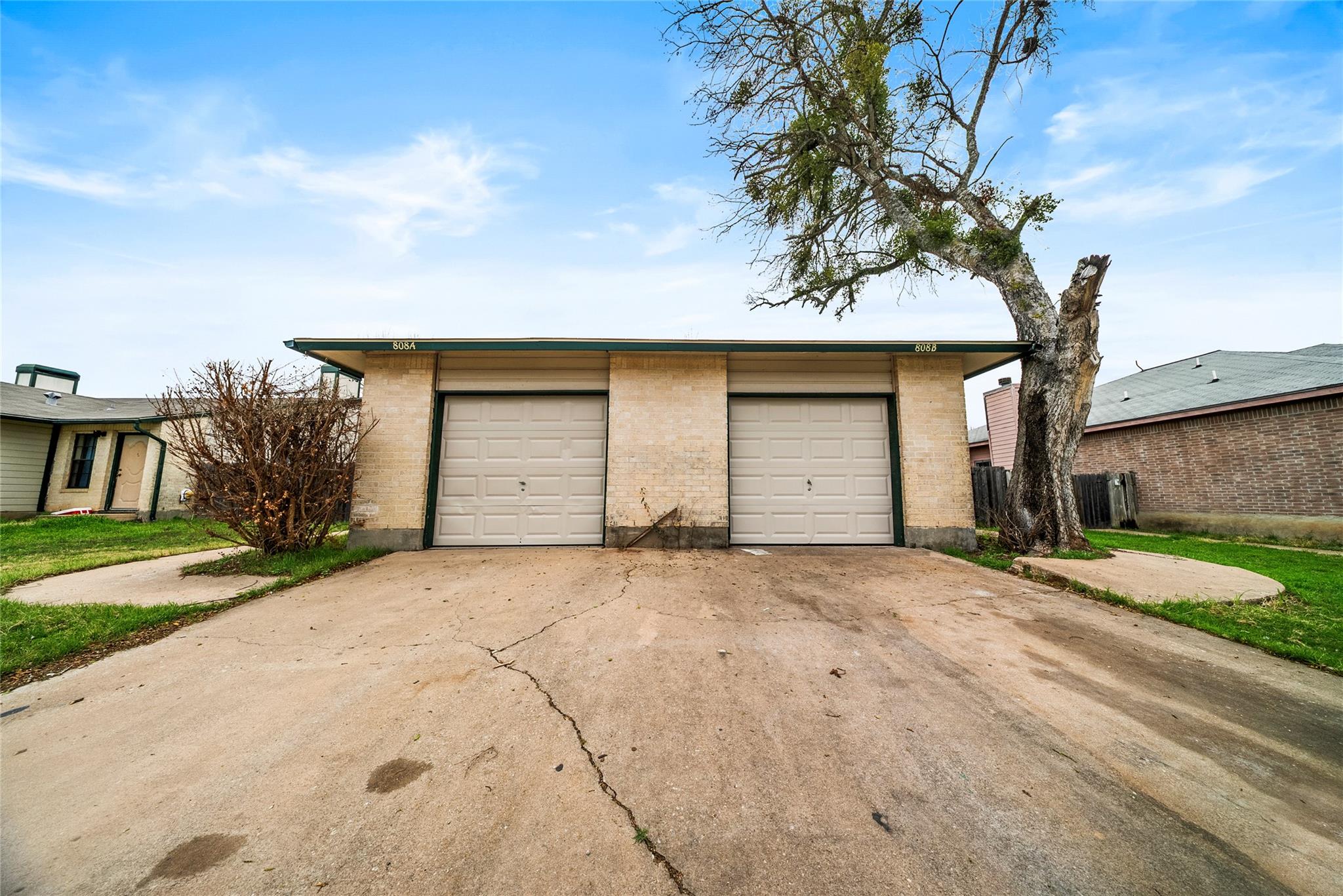 808 Lloyd Ln # A&B, Elgin, TX 78621