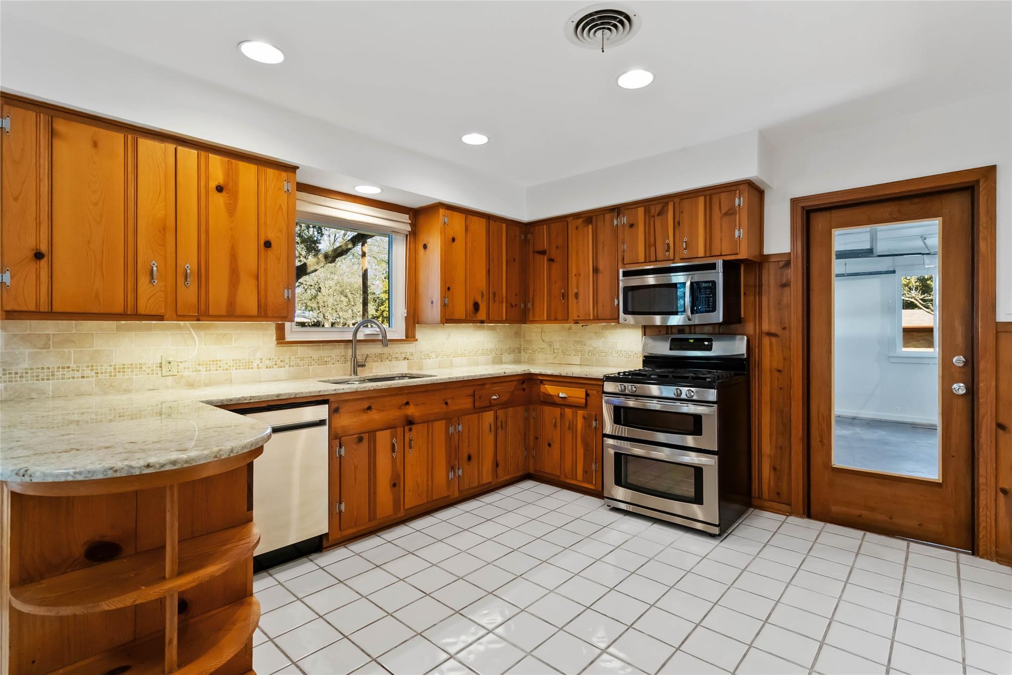 11505 Hunters Ln, Austin, TX 78753