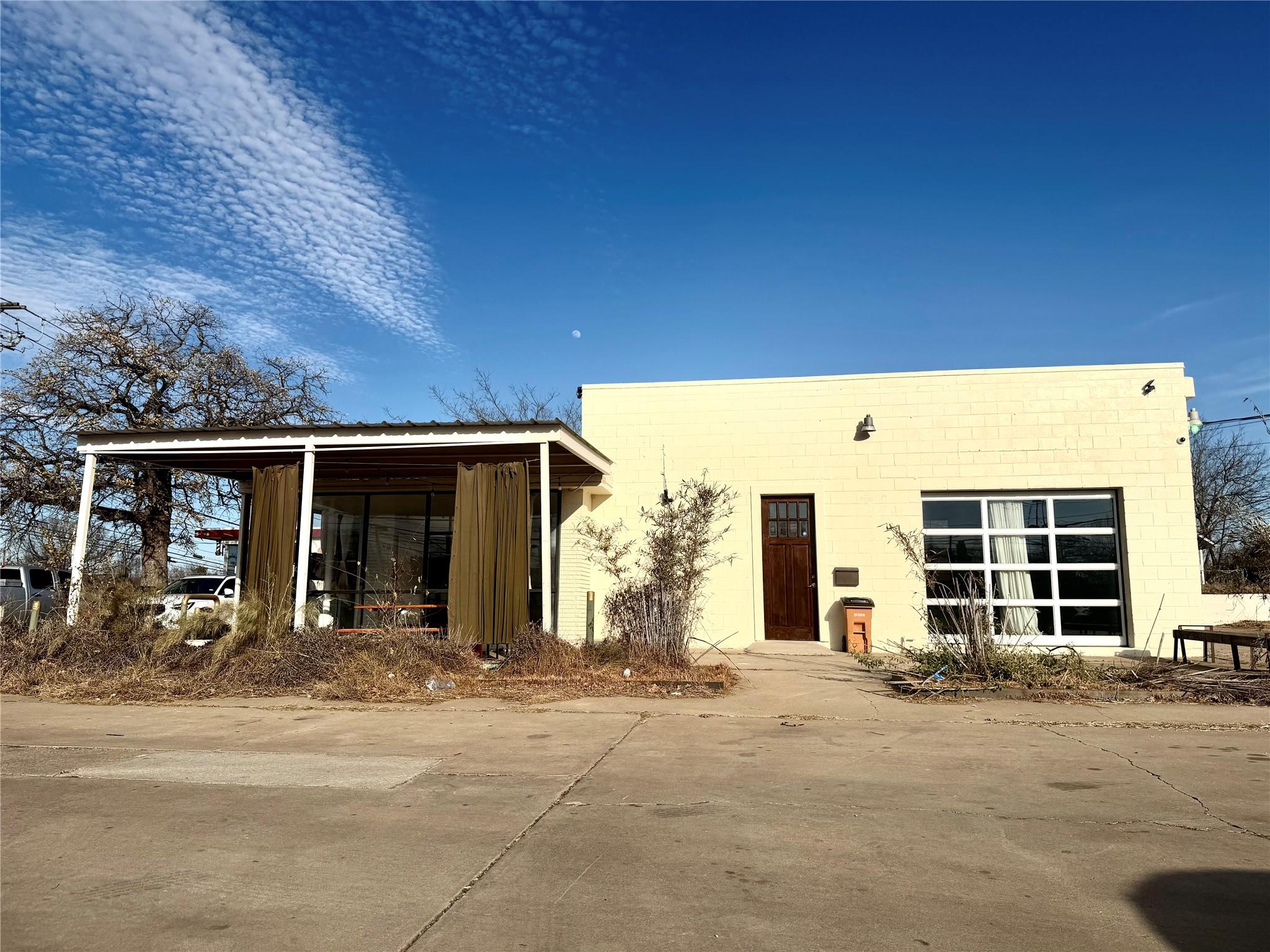 1901 E 12th St, Austin, TX 78702