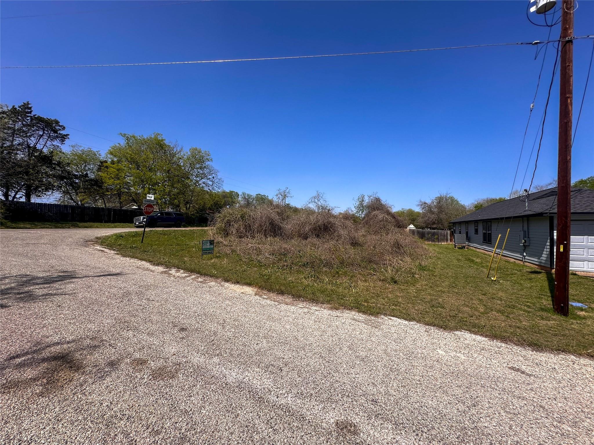 100 Paia Ln, Bastrop, TX 78602