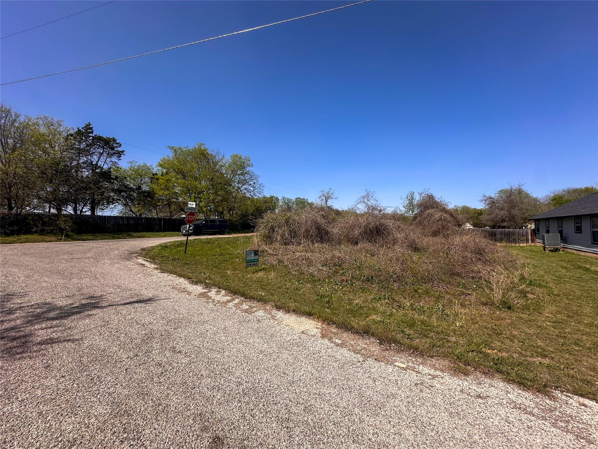 100 Paia Ln, Bastrop, TX 78602