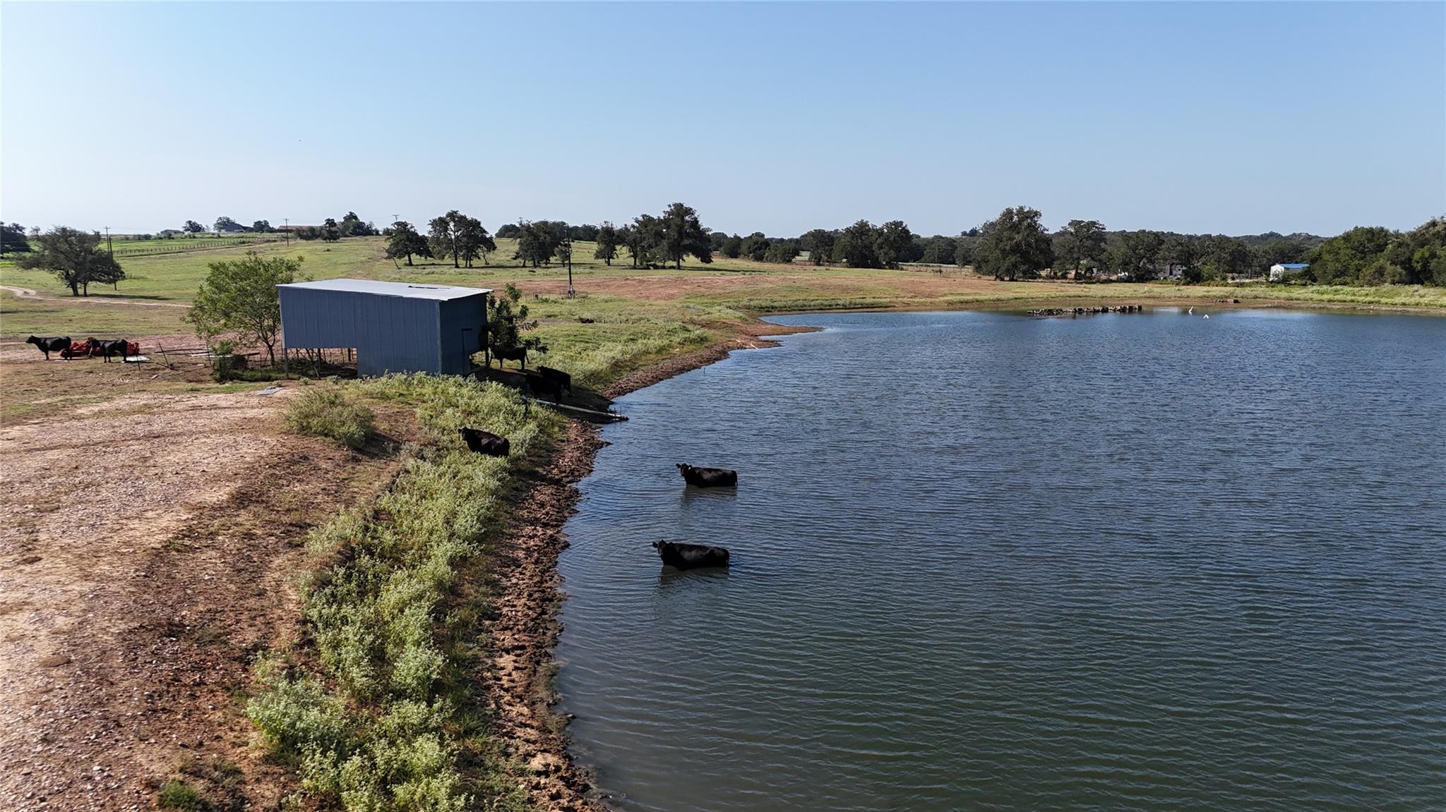 2039 County Road 326, Giddings, TX 78942