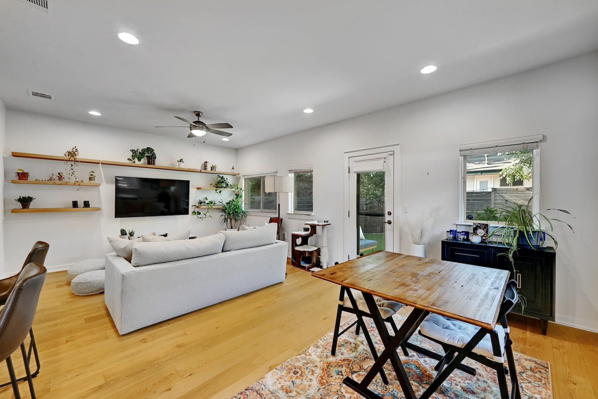 6800 Menchaca Rd # 24, Austin, TX 78745