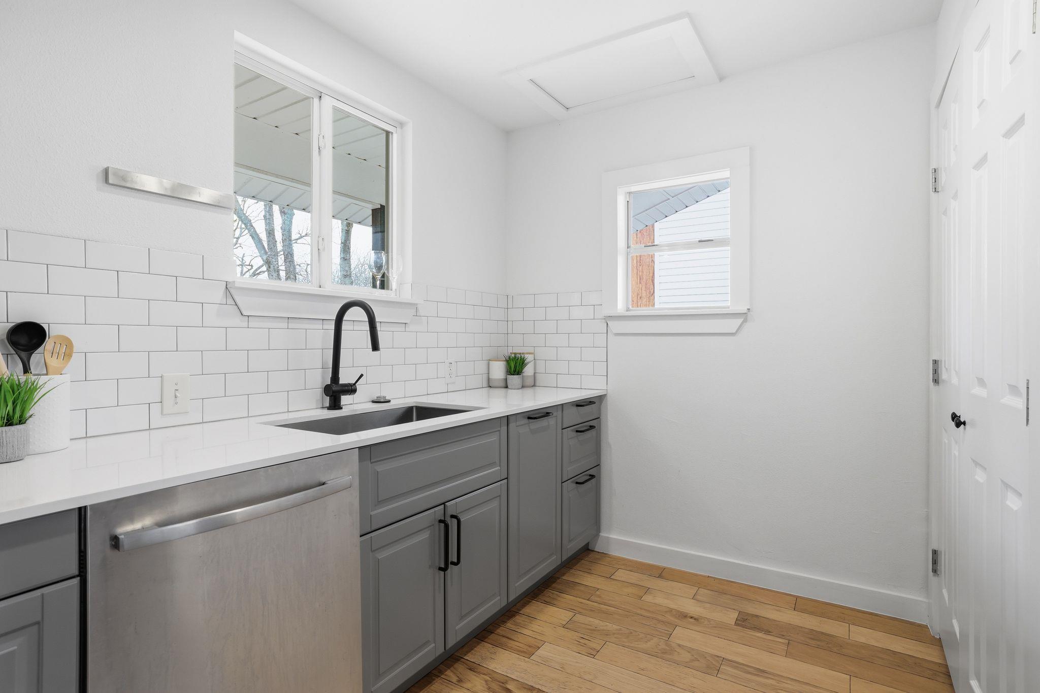 2905 Brinwood Ave, Austin, TX 78704