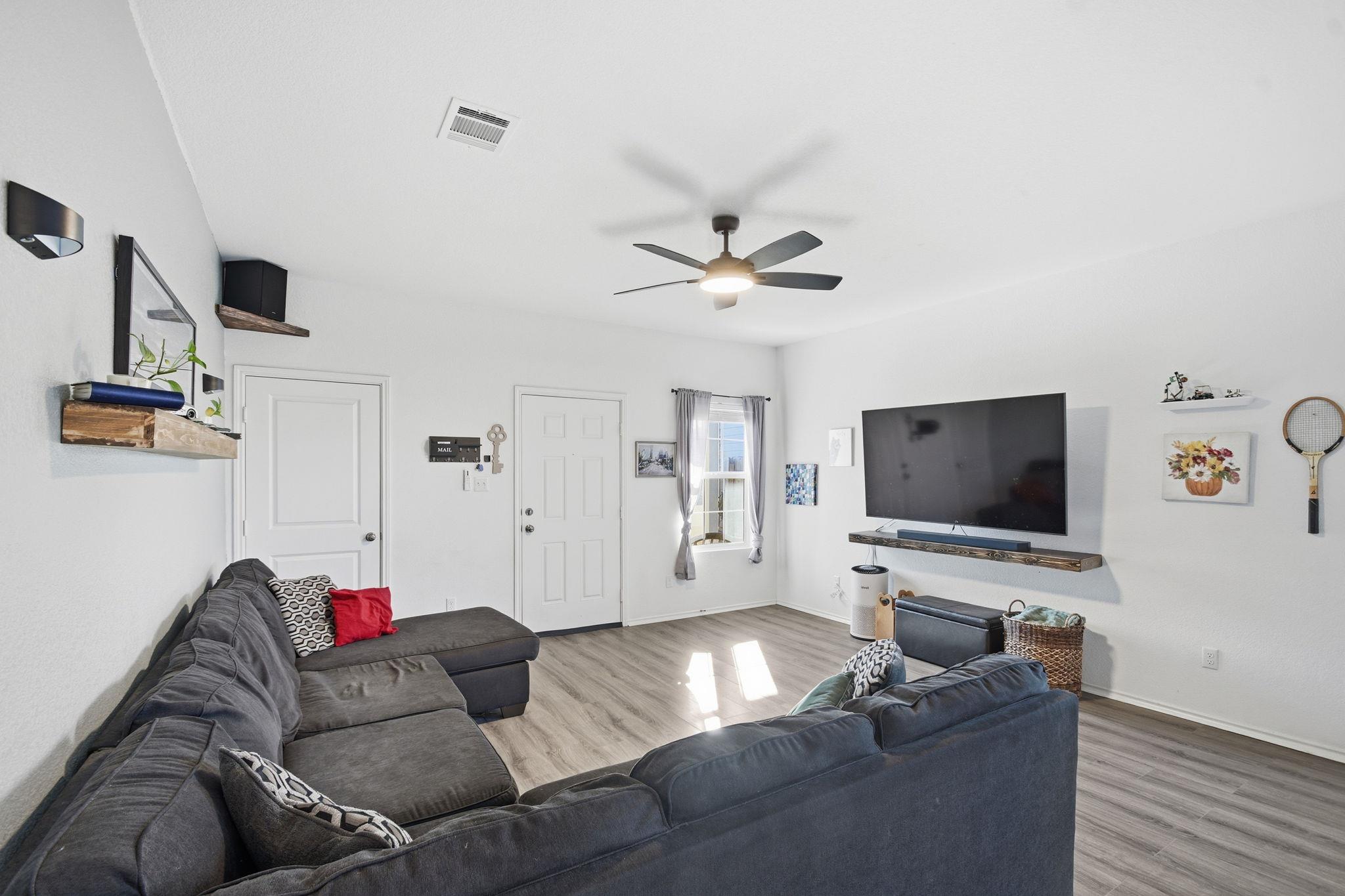 1106 Cattail Ln, Bastrop, TX 78602