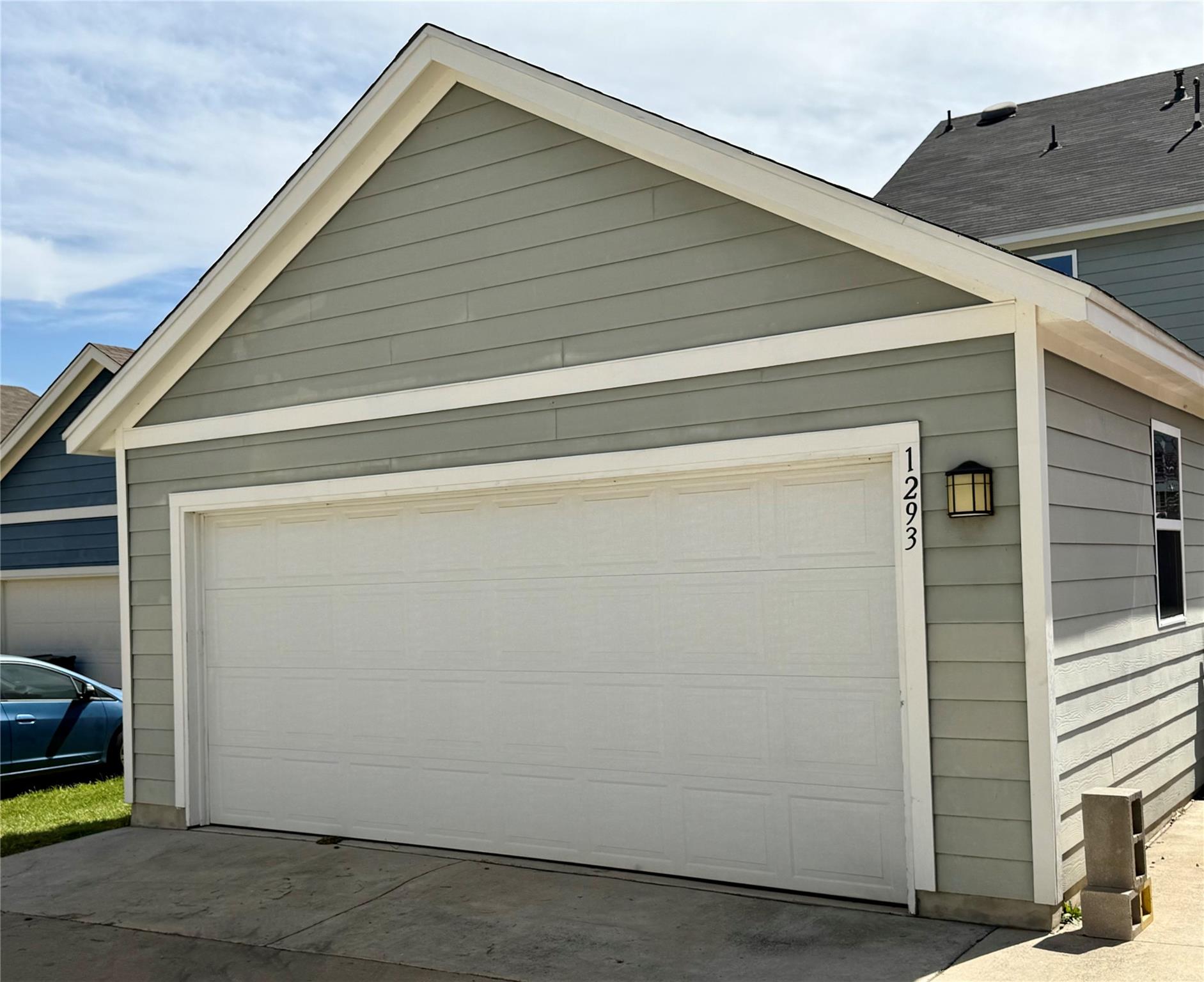 1293 Nevarez, Kyle, TX 78640