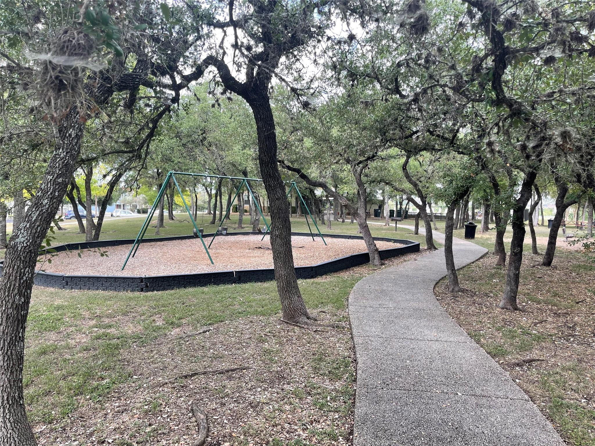 1293 Nevarez, Kyle, TX 78640