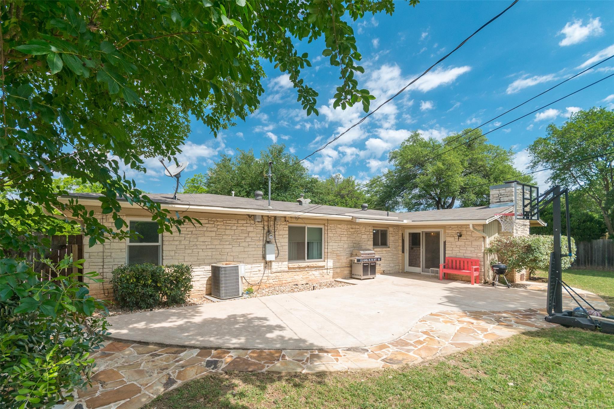 4507 Pack Saddle Pass, Austin, TX 78745